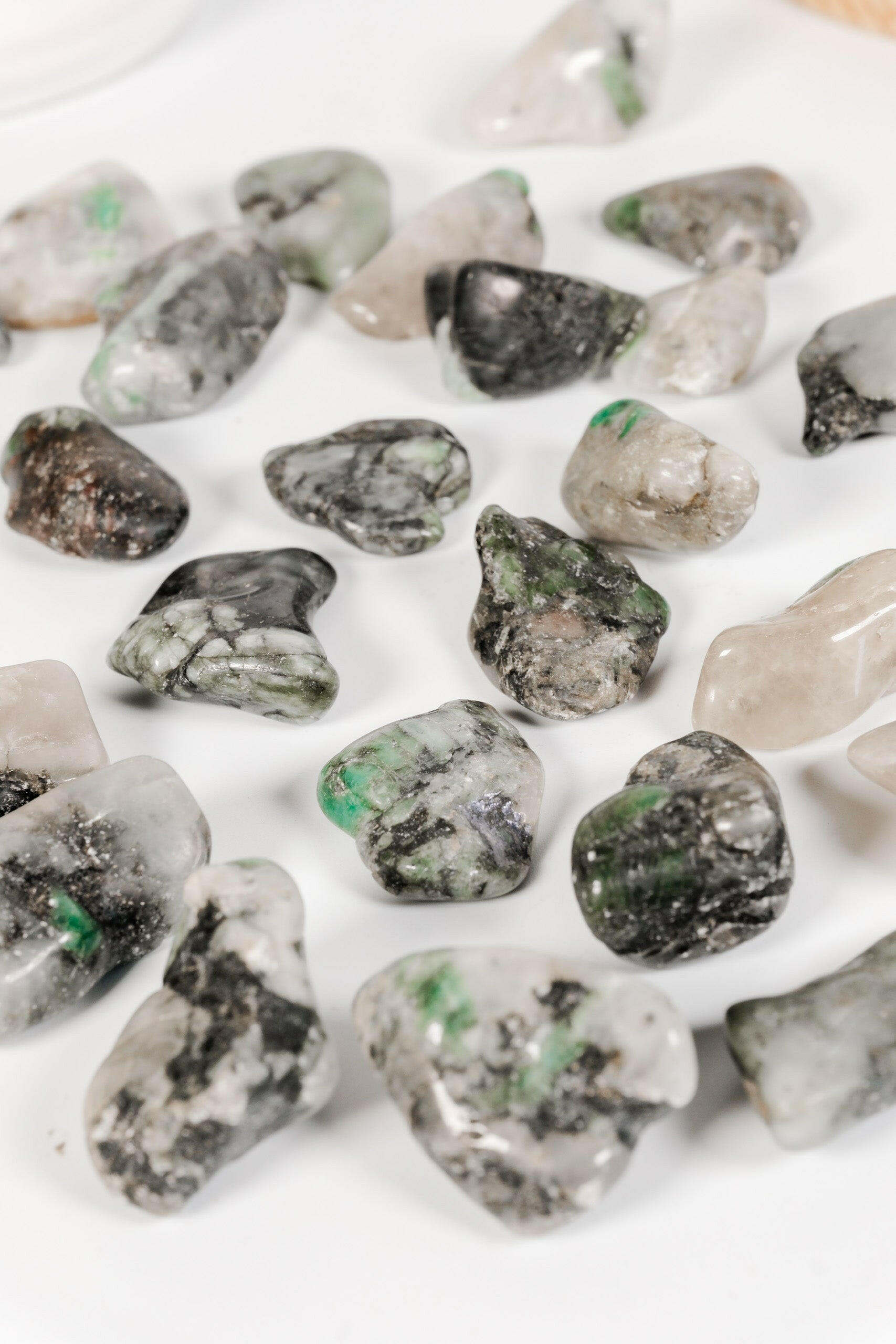 Emerald Tumble Healing Crystal.