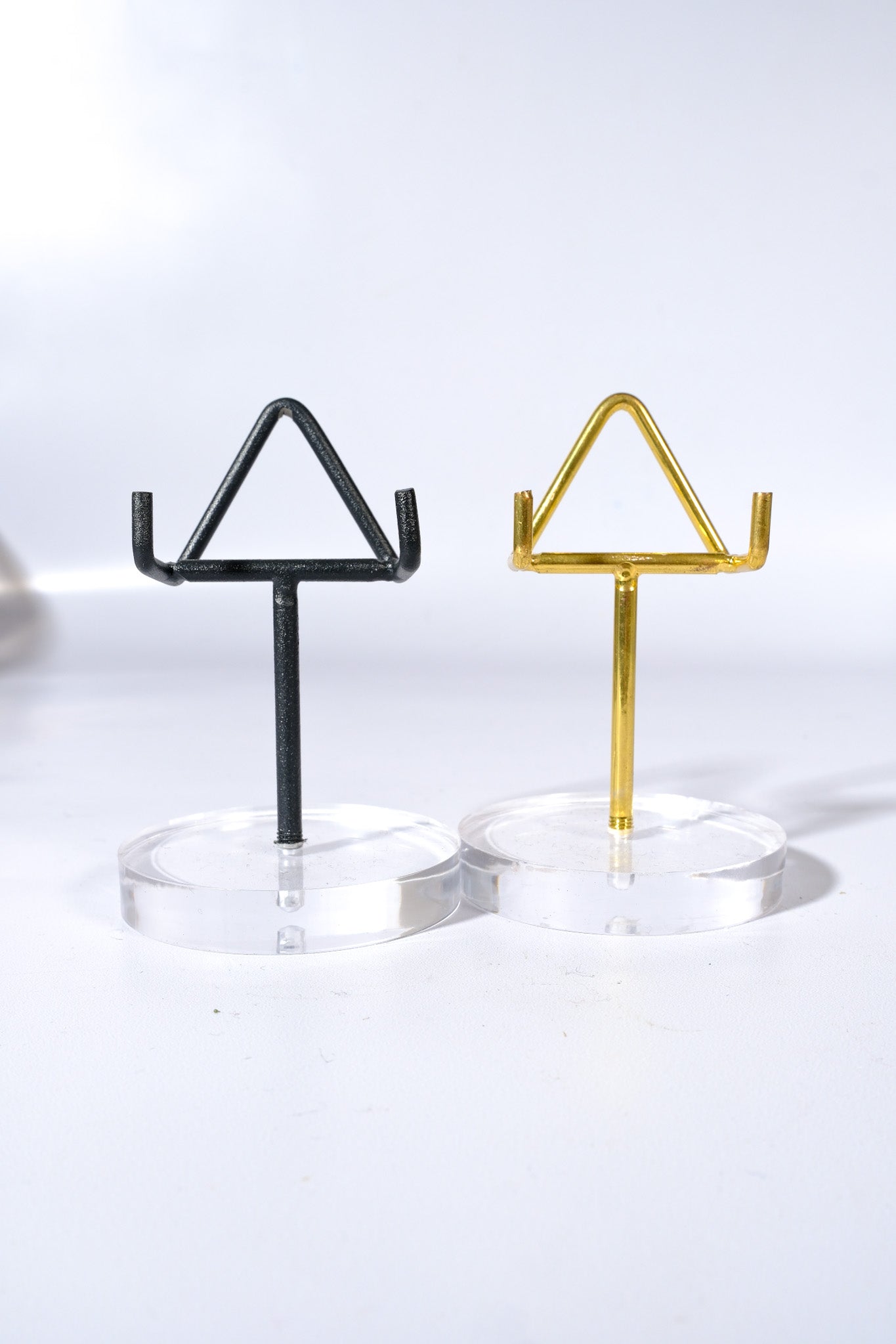 Acrylic Metal Display Stand