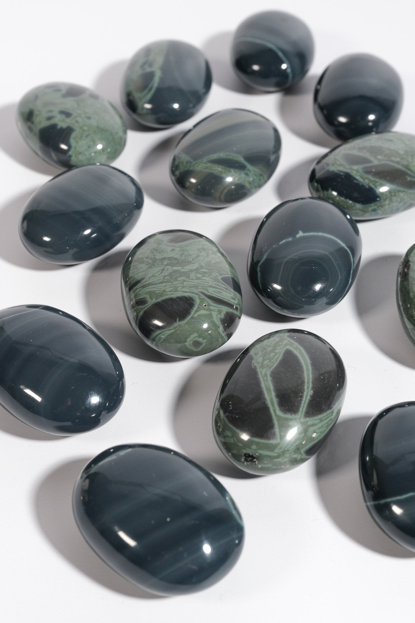 Spiderweb Jasper Palmstone