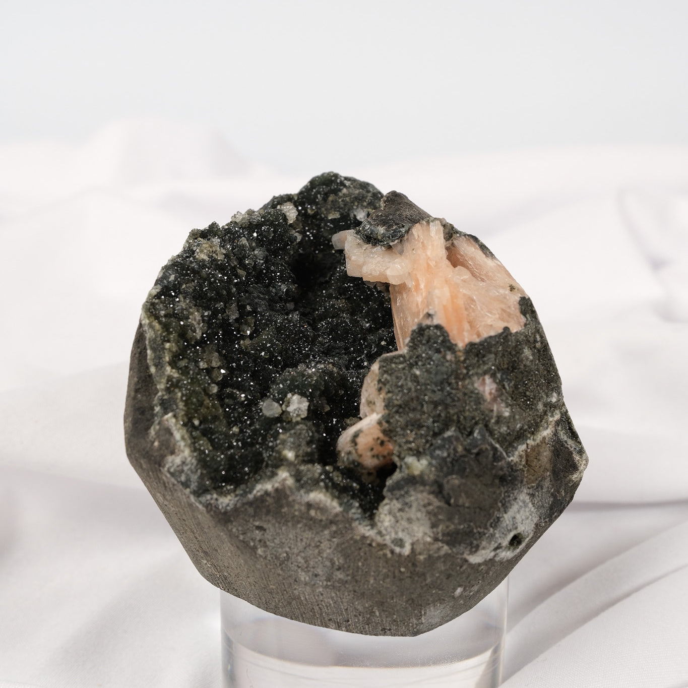 Apophyllite & Stilbite on Black Chalcedony Cutbase