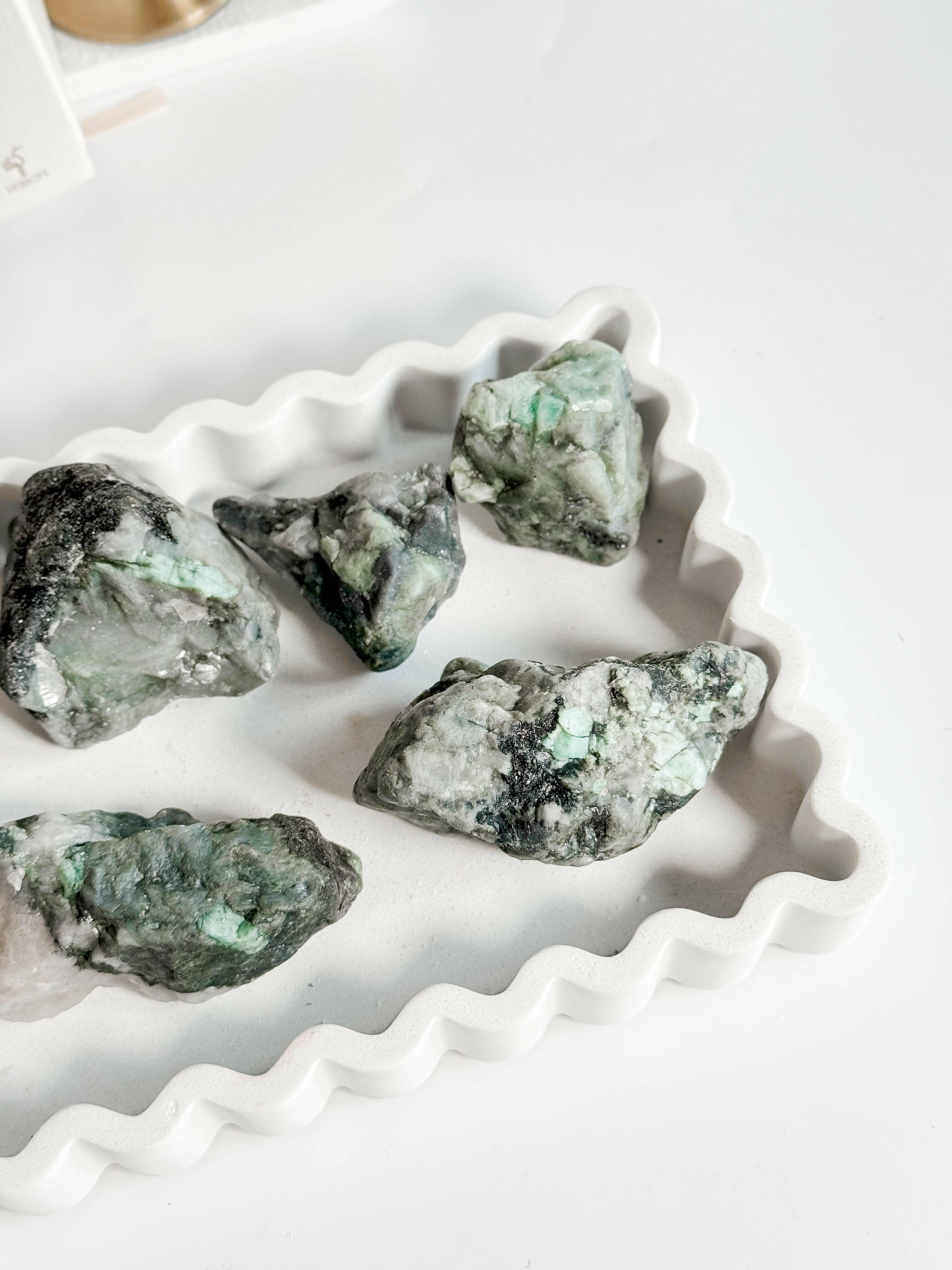 Emerald Raw Healing Crystal.