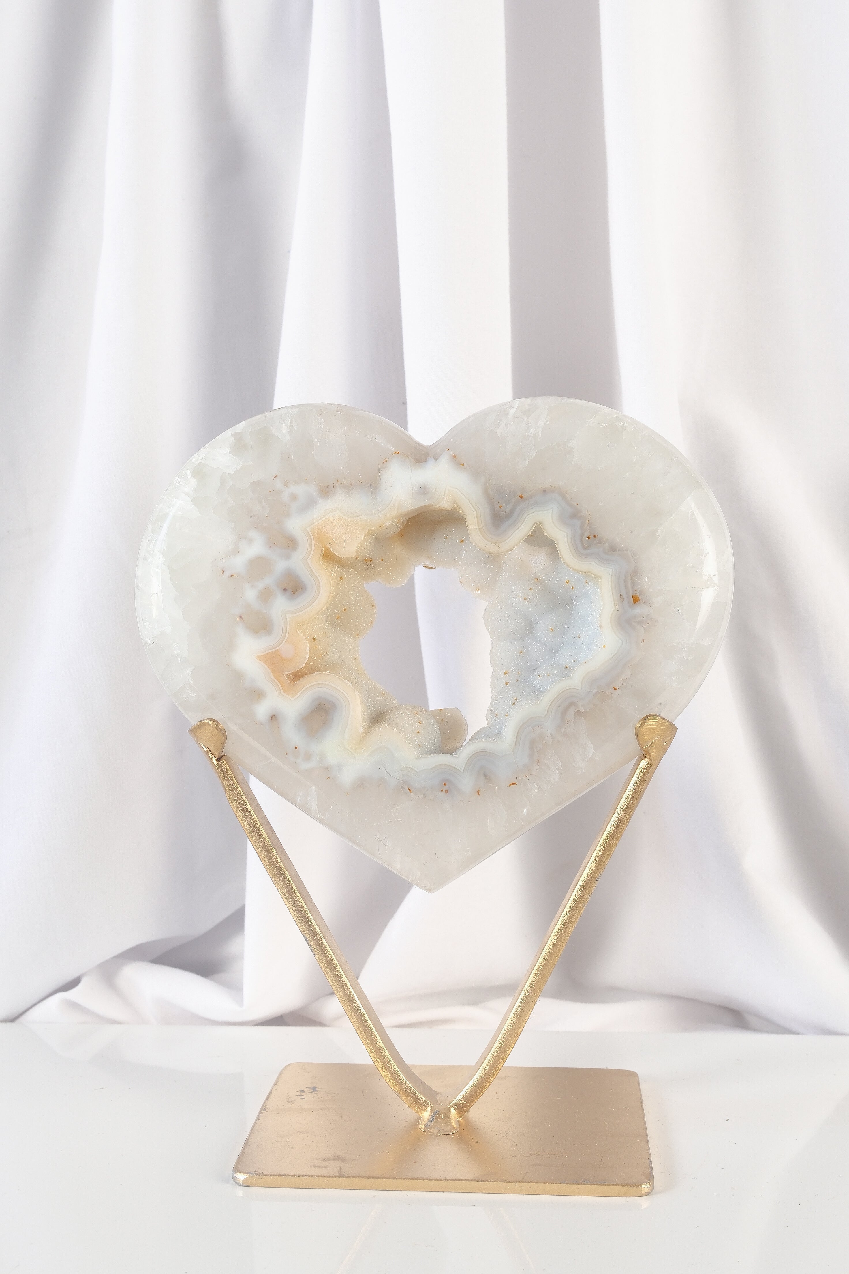 Druzy Agate Heart on Premium Stand