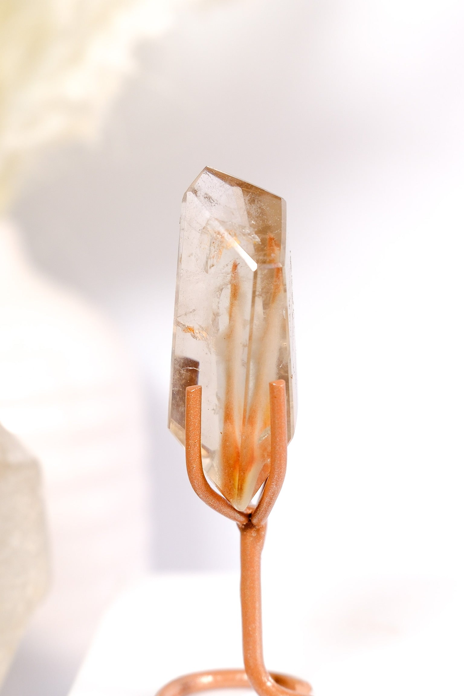 amphibole Quartz on Stand