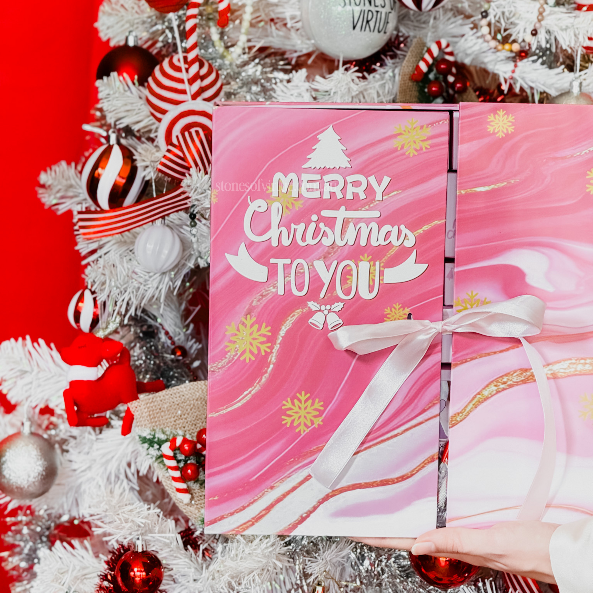 24 Day Luxe Crystal Advent Calendar