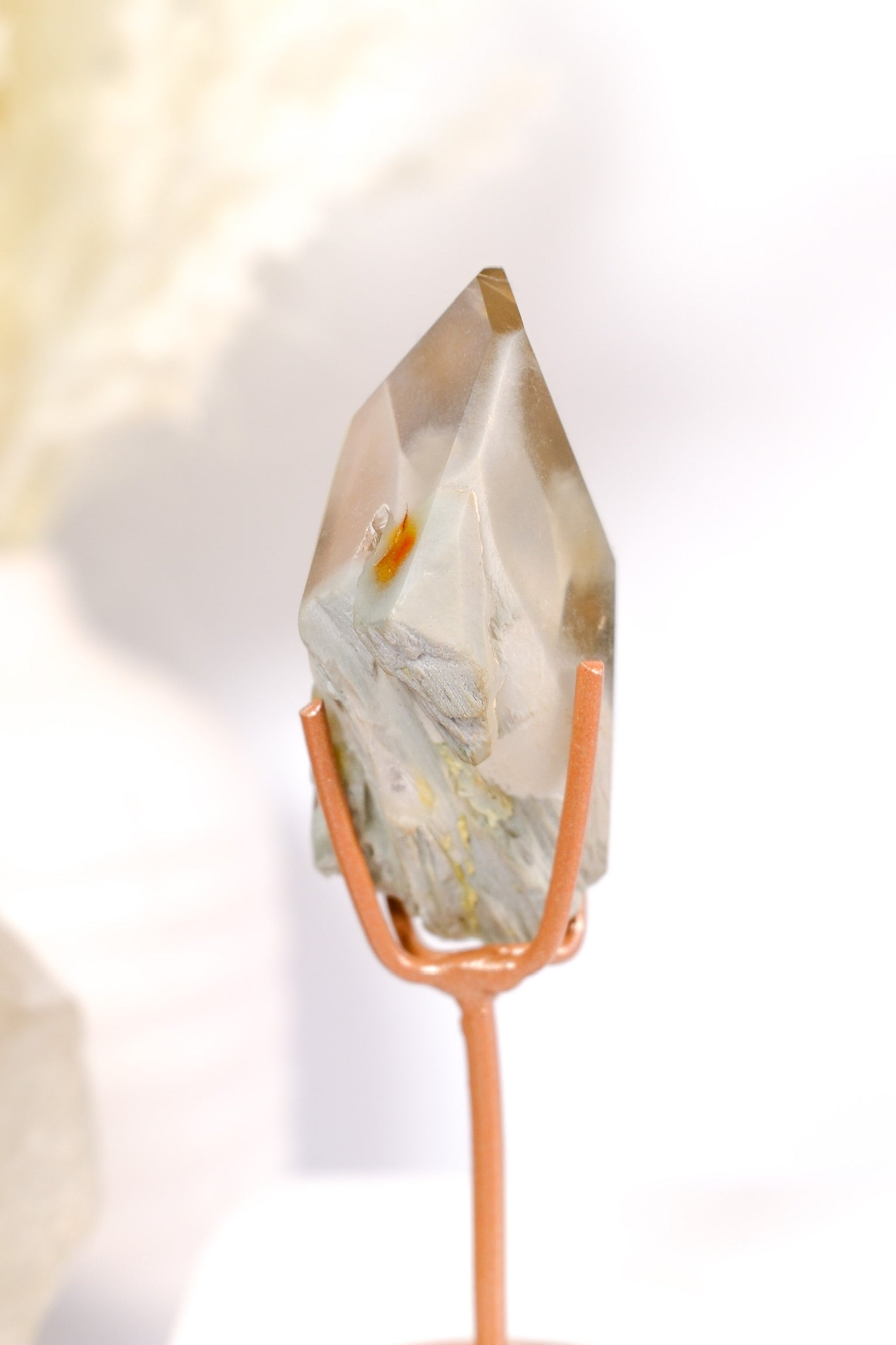 Amphibole Quartz on Stand