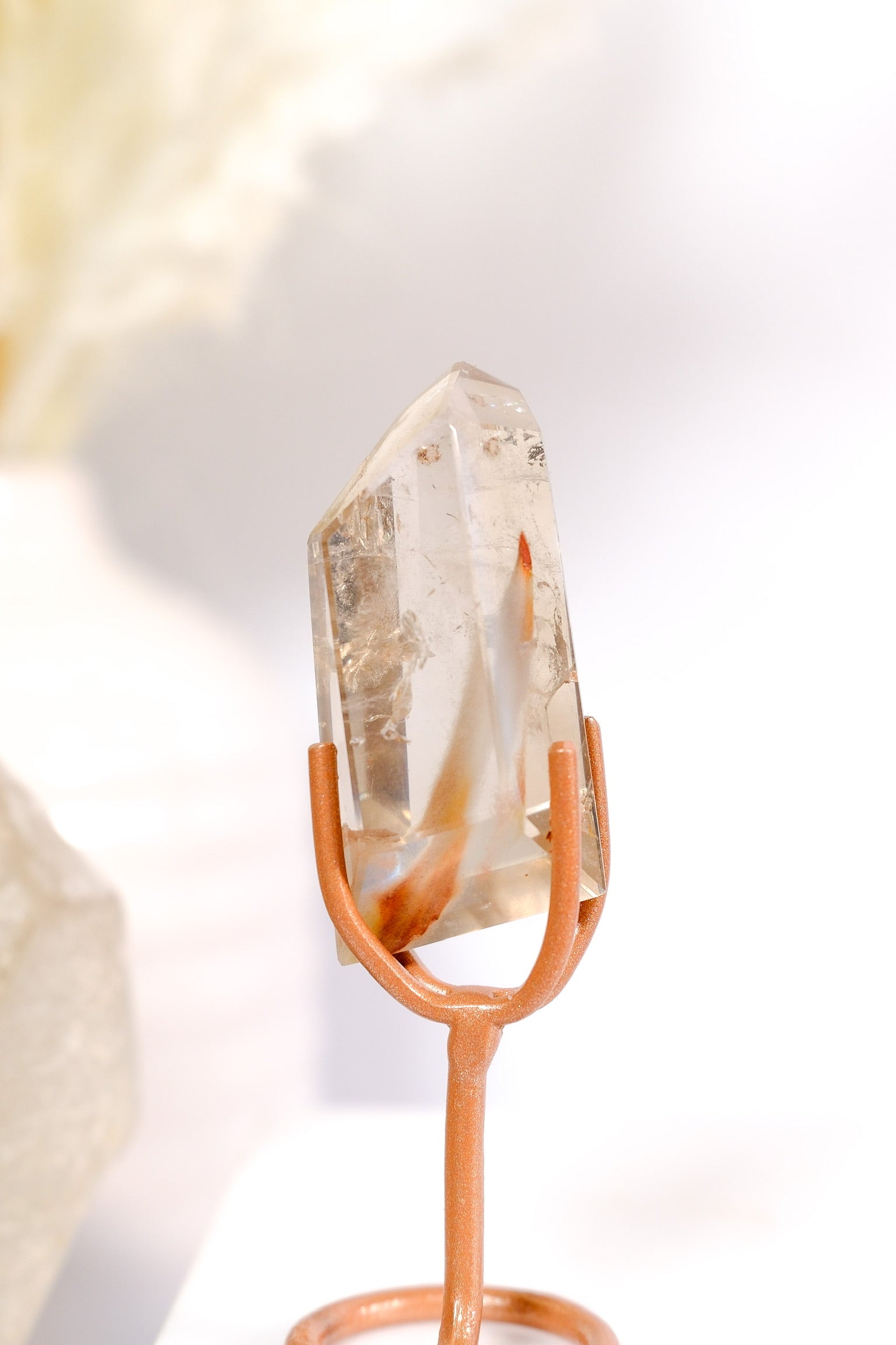 amphibole Quartz on Stand
