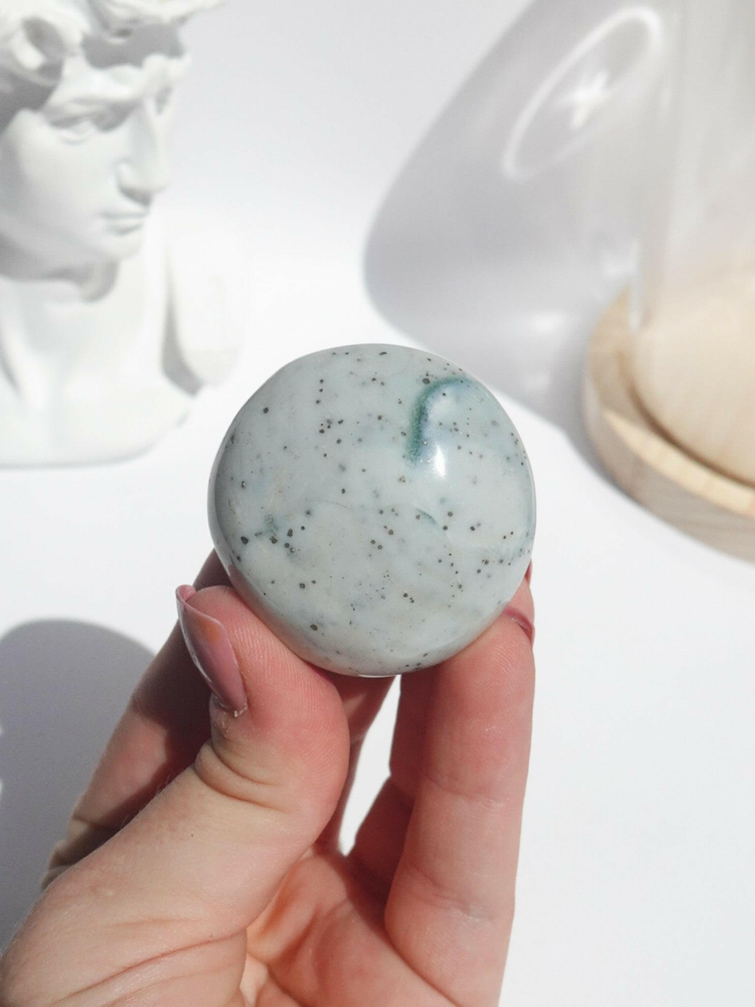 Ocean Jasper Palmstone Healing Crystal.
