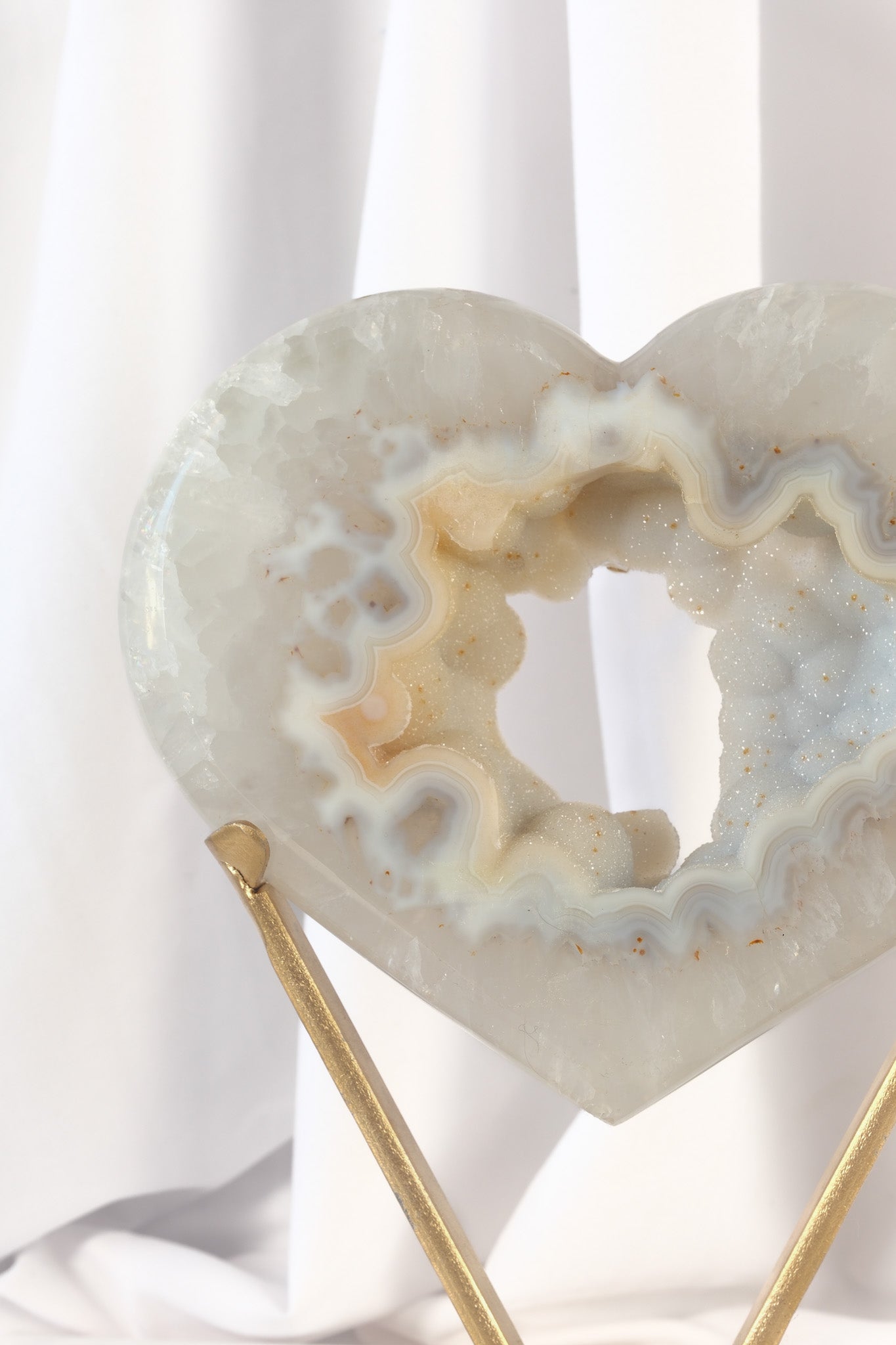 Druzy Agate Heart on Premium Stand