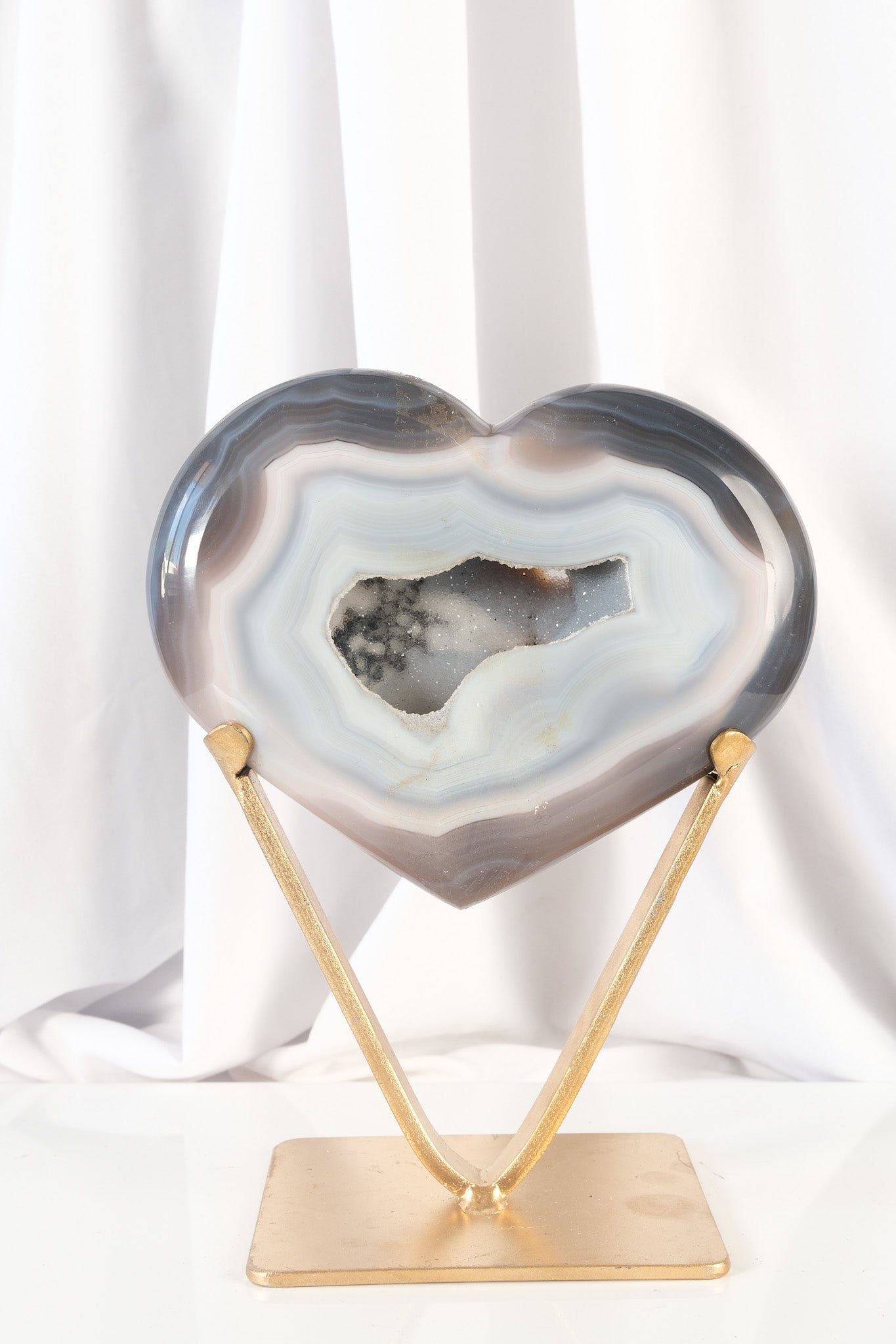 Druzy Agate Heart on Premium Stand