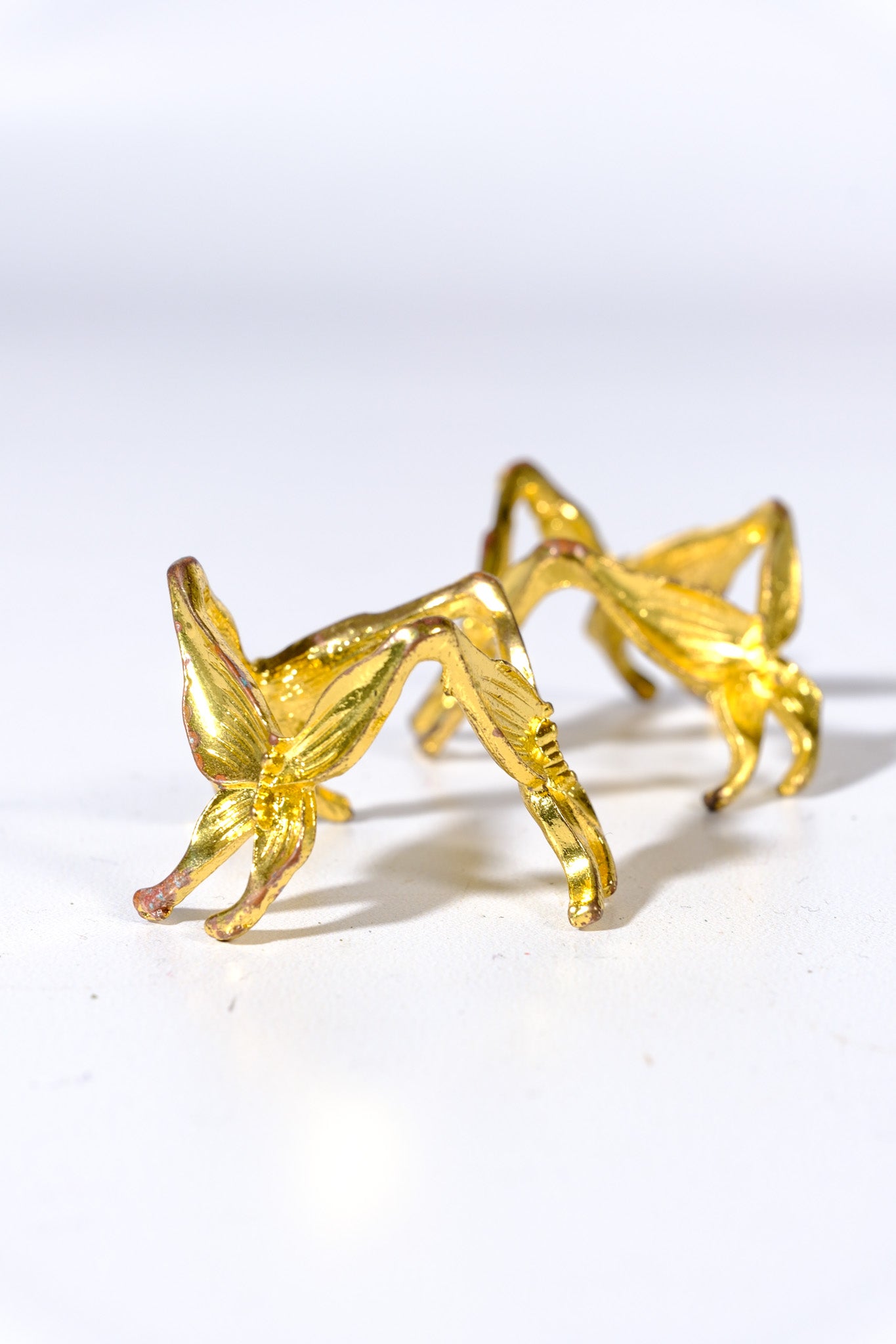 Small Gold Butterfly Sphere Stand