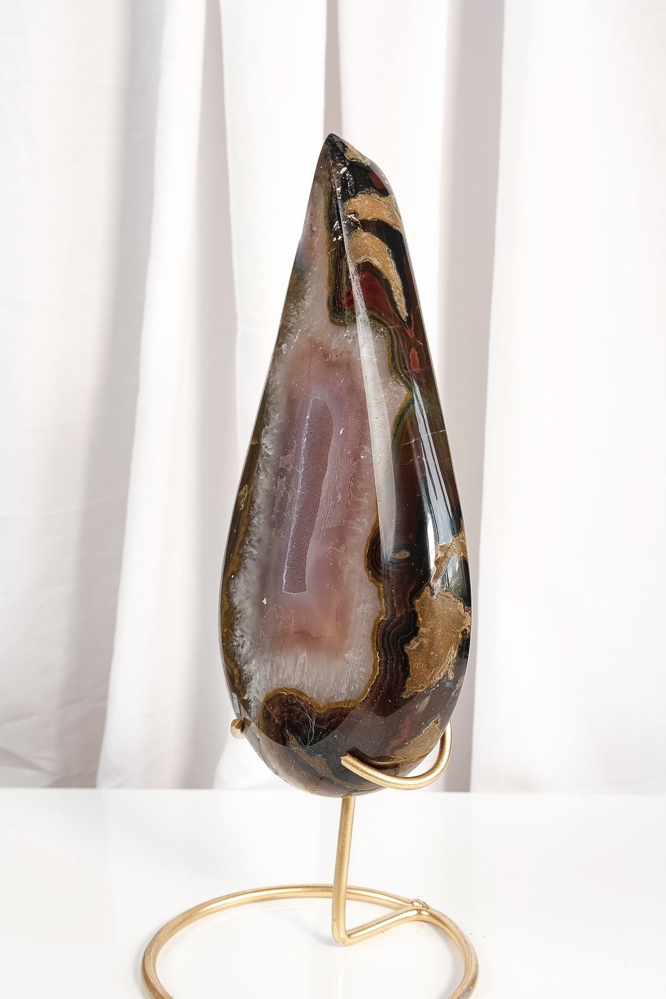 Agate Teardrop on Gold Stand