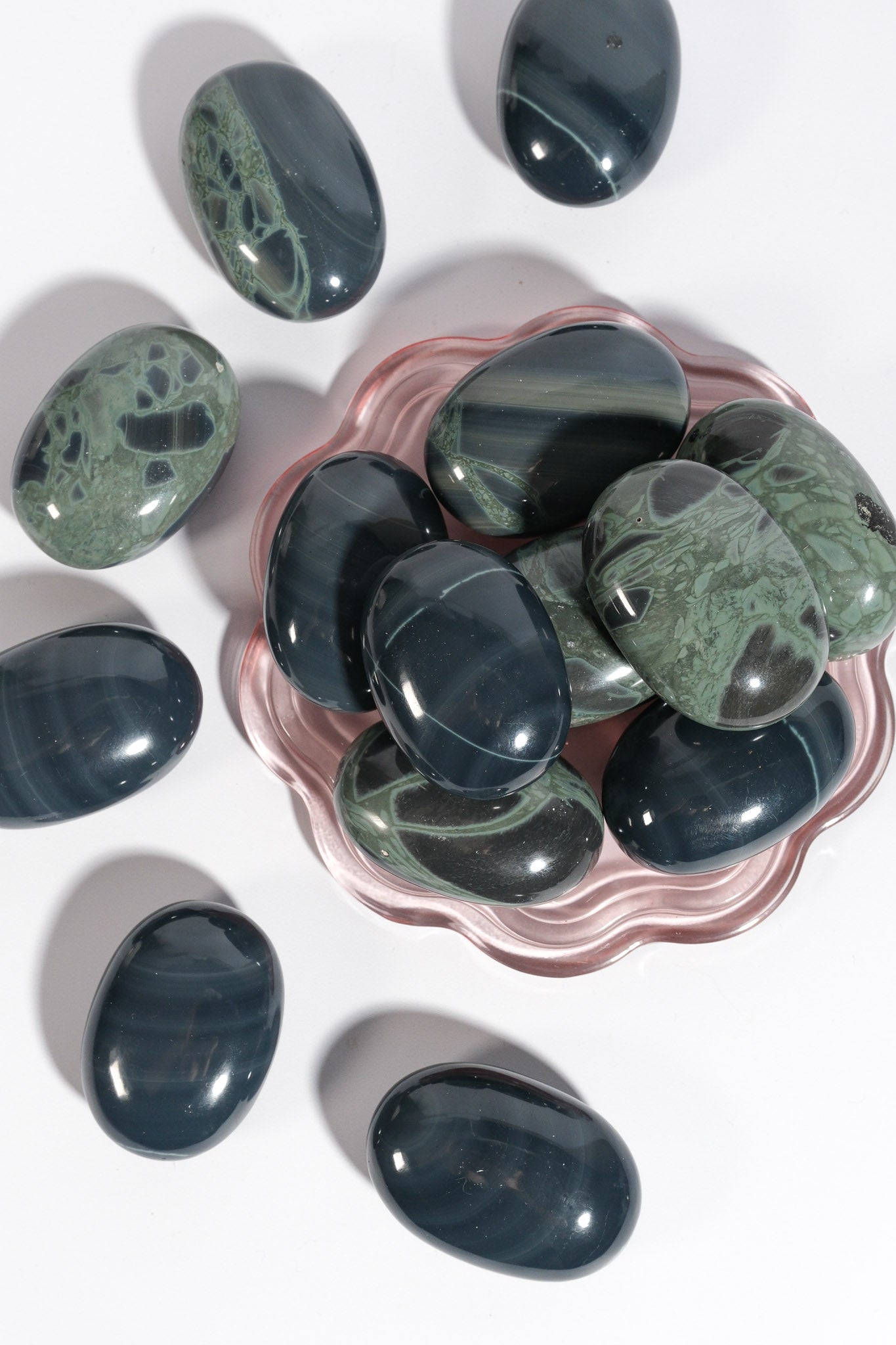 Spiderweb Jasper Palmstone