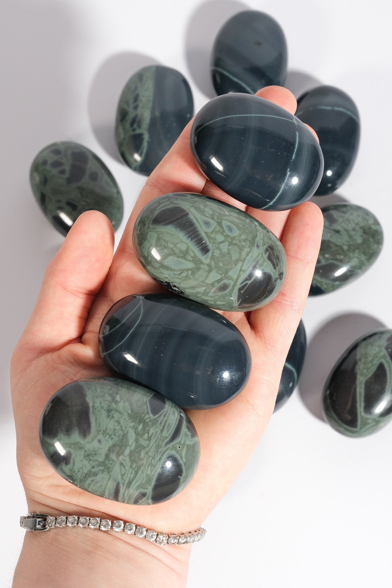 Spiderweb Jasper Palmstone