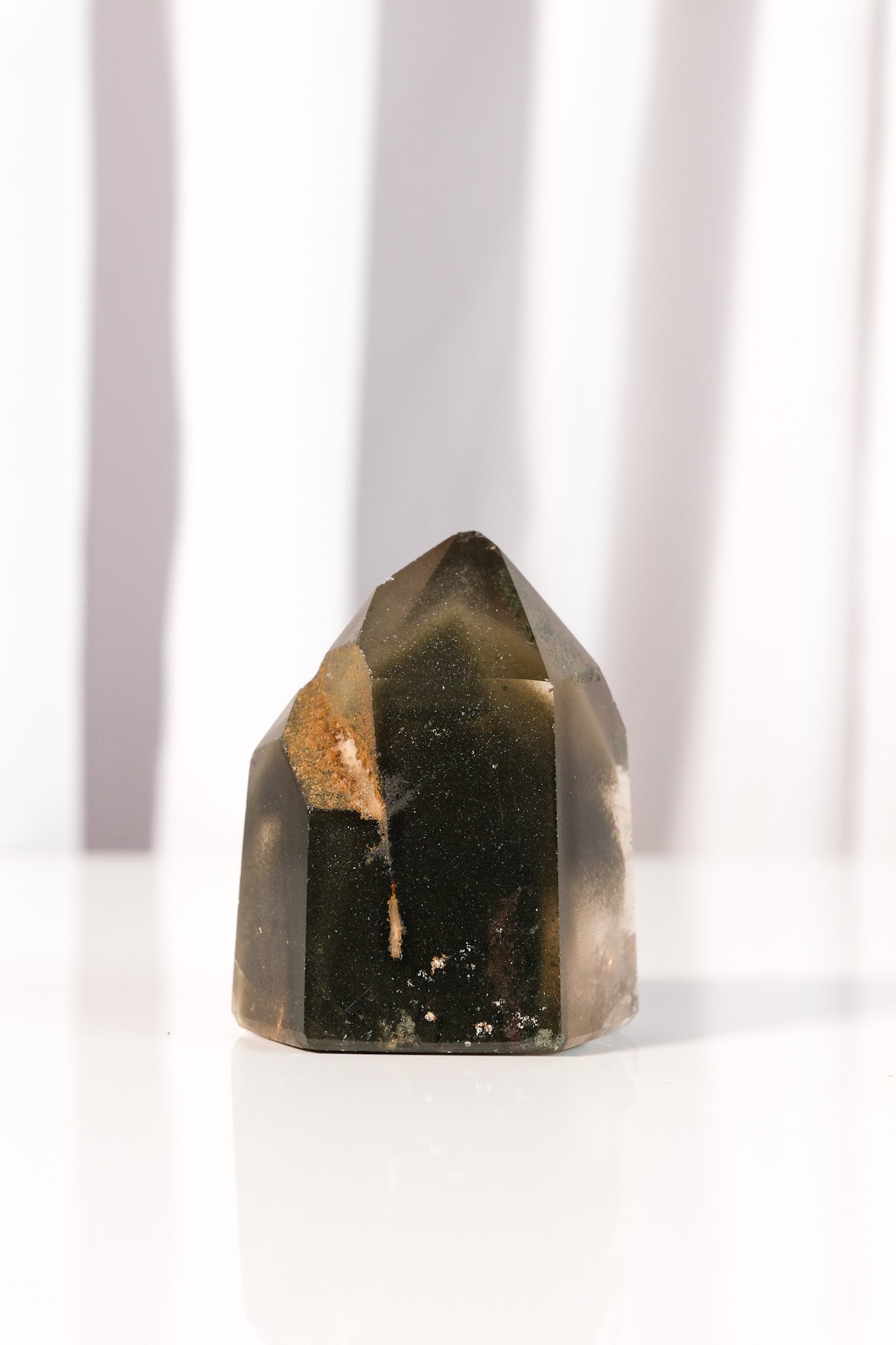 Black Phantom Garden Quartz Tower