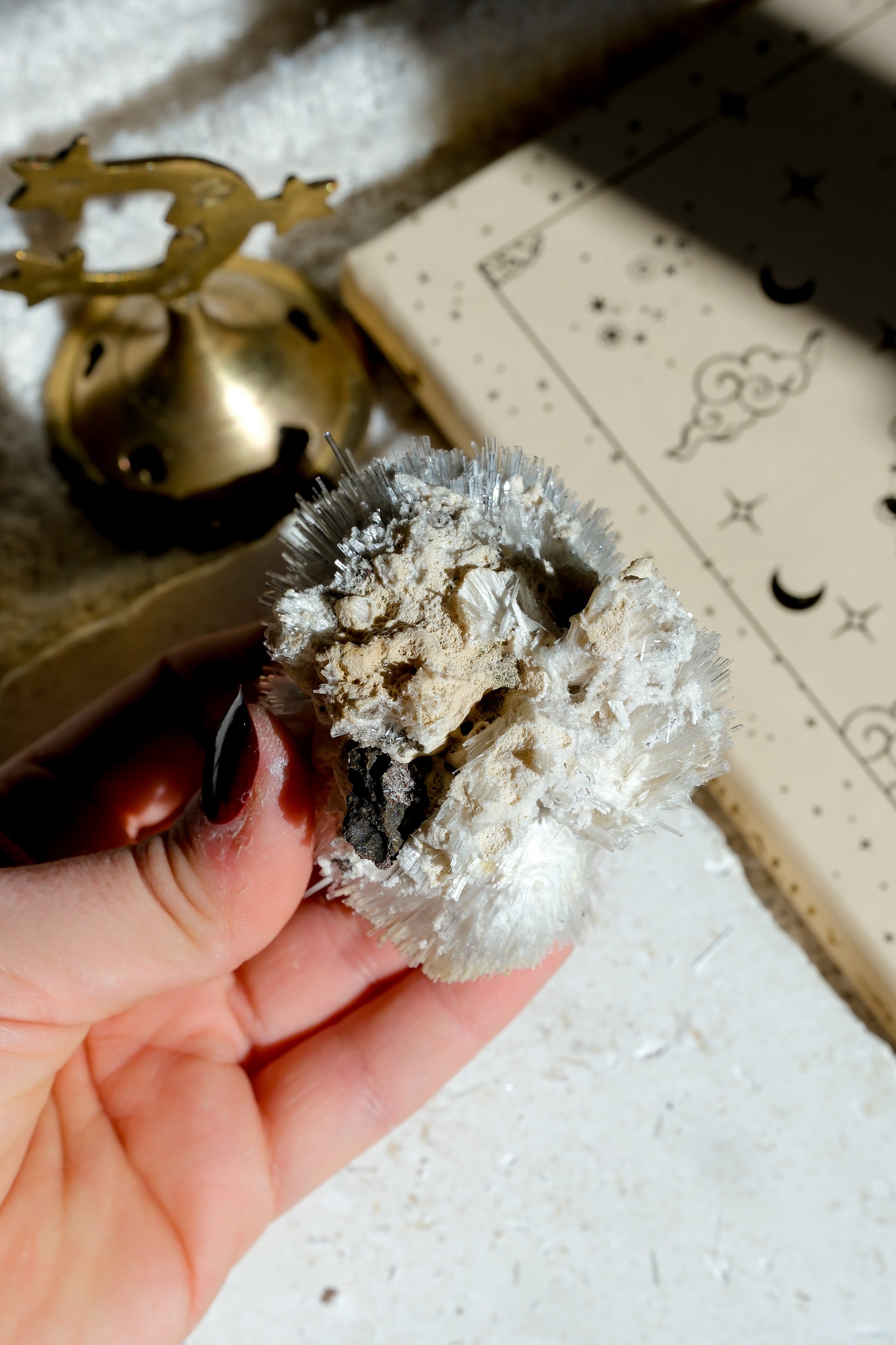 Mesolite Specimen Cluster · 09
