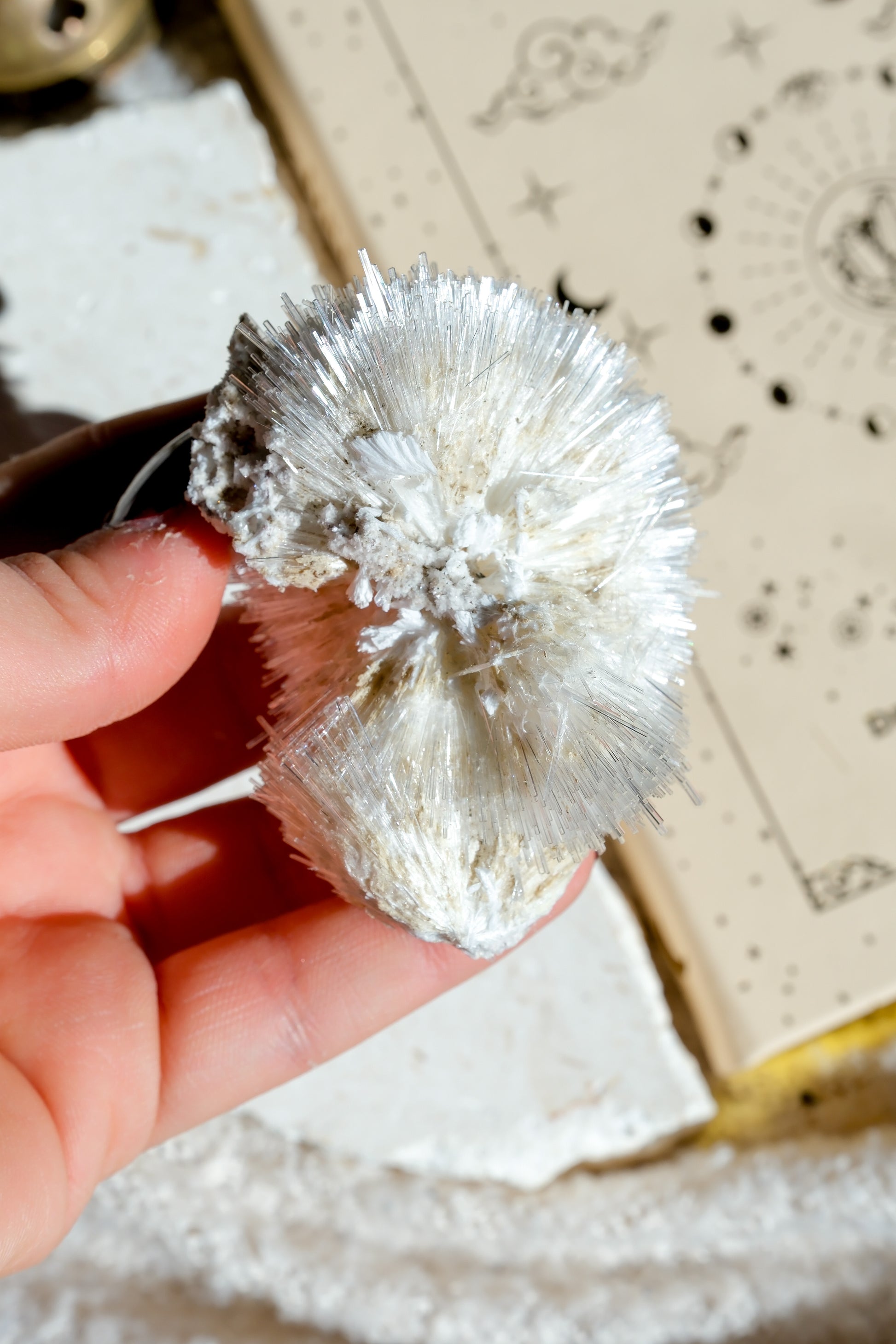 Mesolite Specimen Cluster · 19