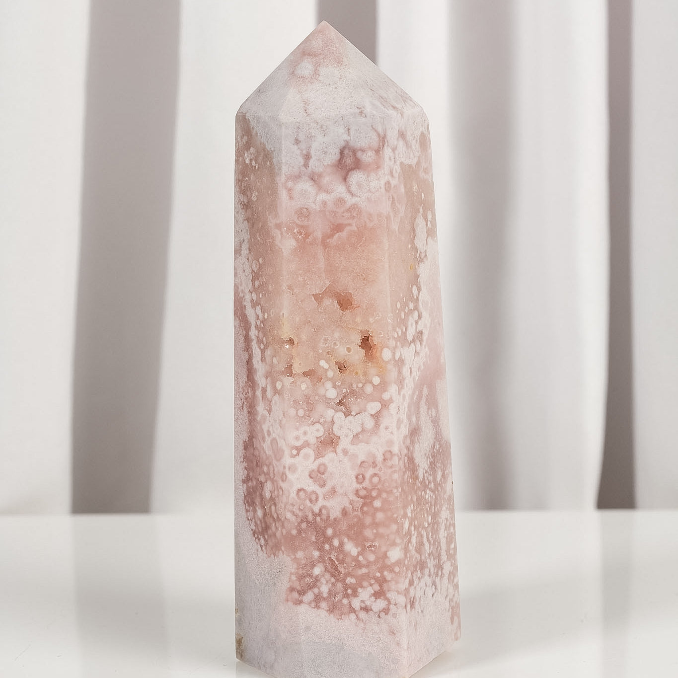 High Quality Flower Agate Tower