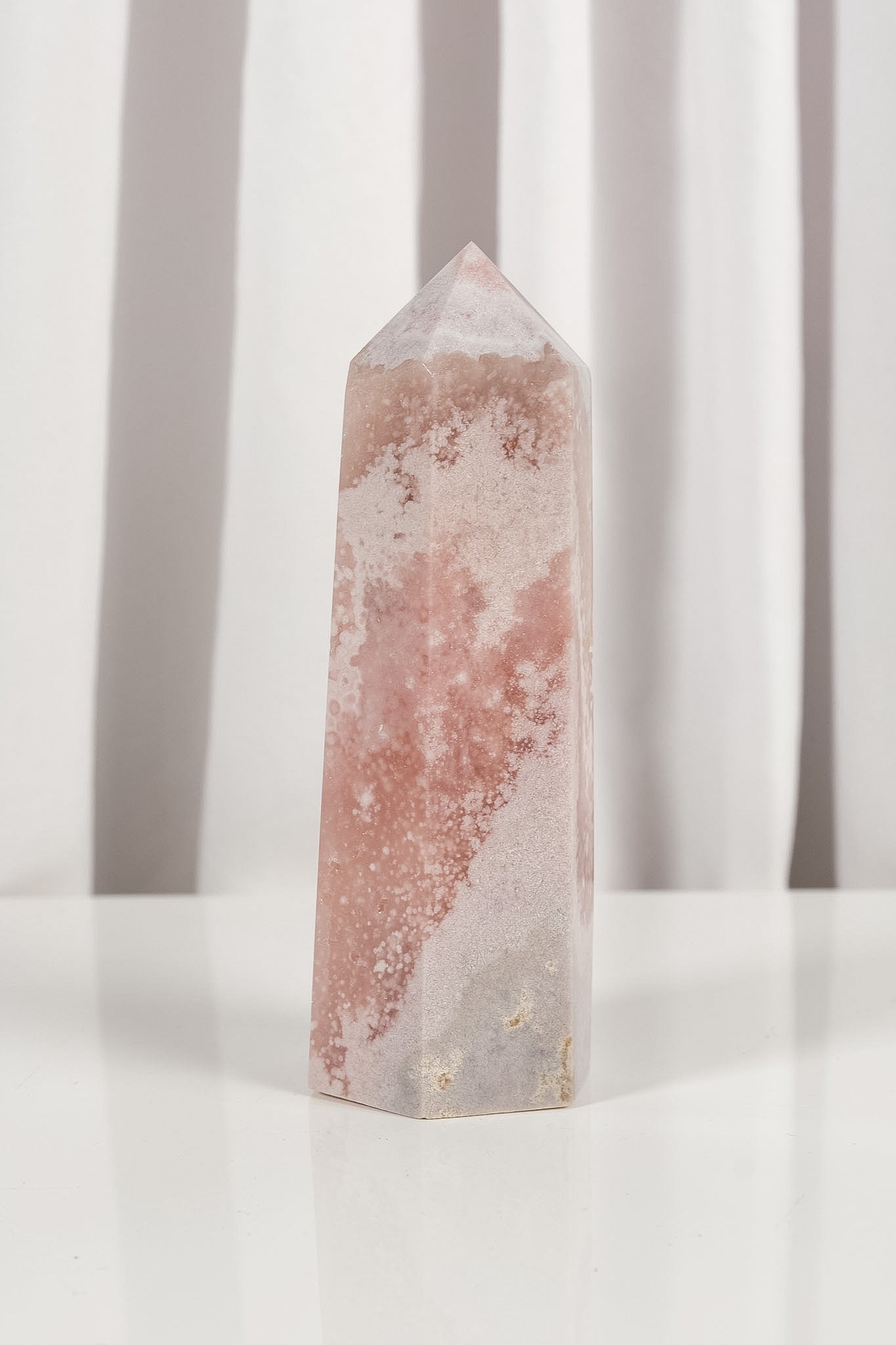 High Quality Flower Agate Tower