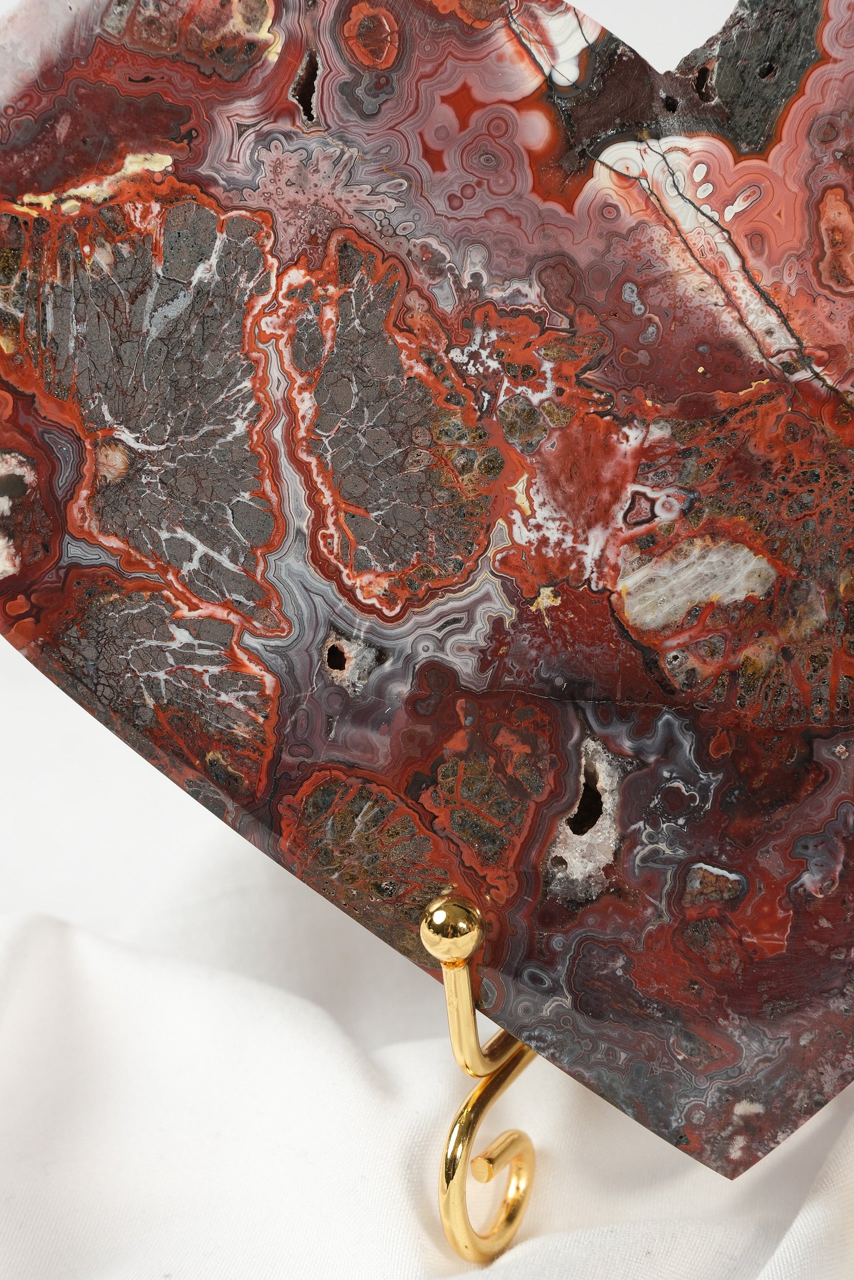 Mexican Crazy Lace Agate Heart on Stand