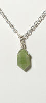 Peridot Mini Necklace Silver