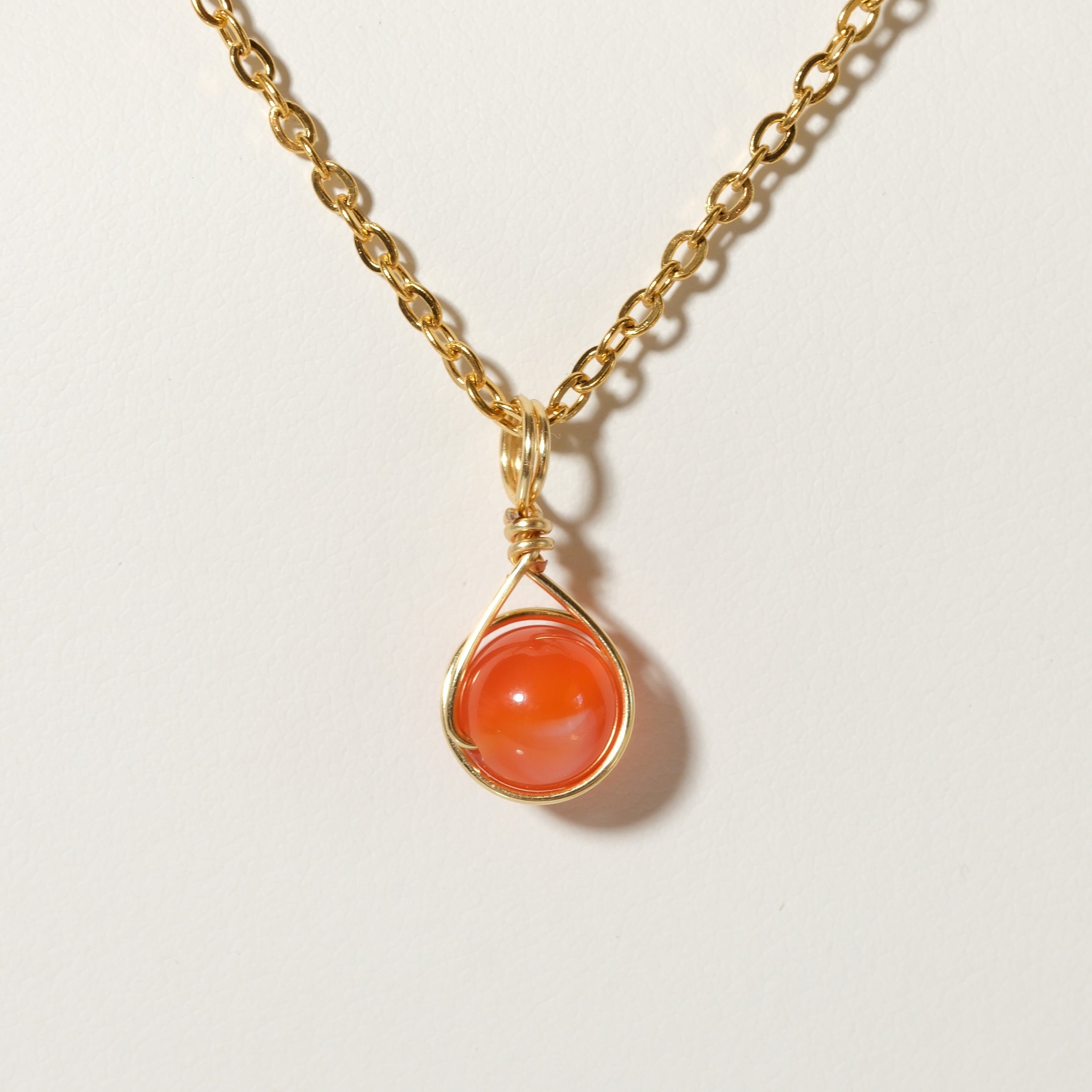 Carnelian Prestige Necklace Gold