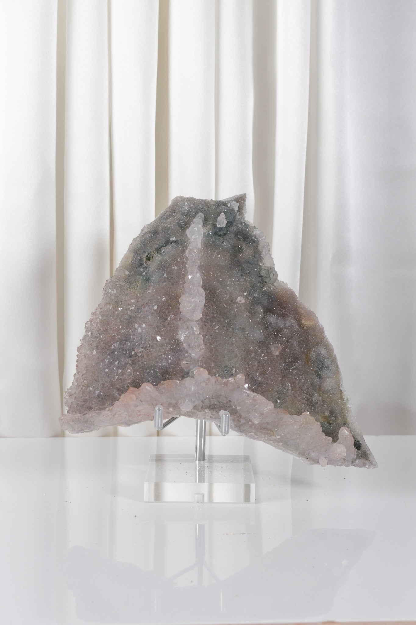 Flower Amethyst Zeolite Slab