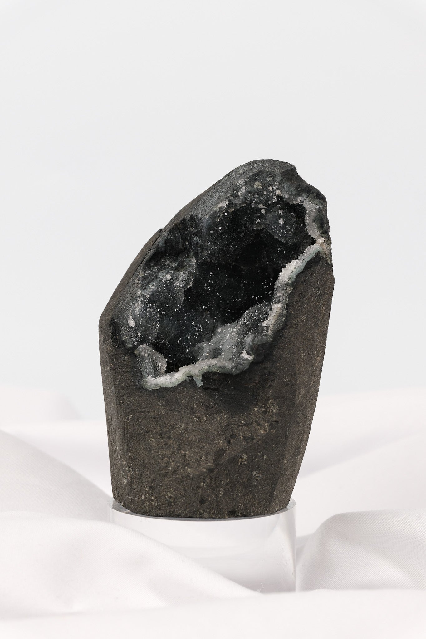 Black Chalcedony Cutbase