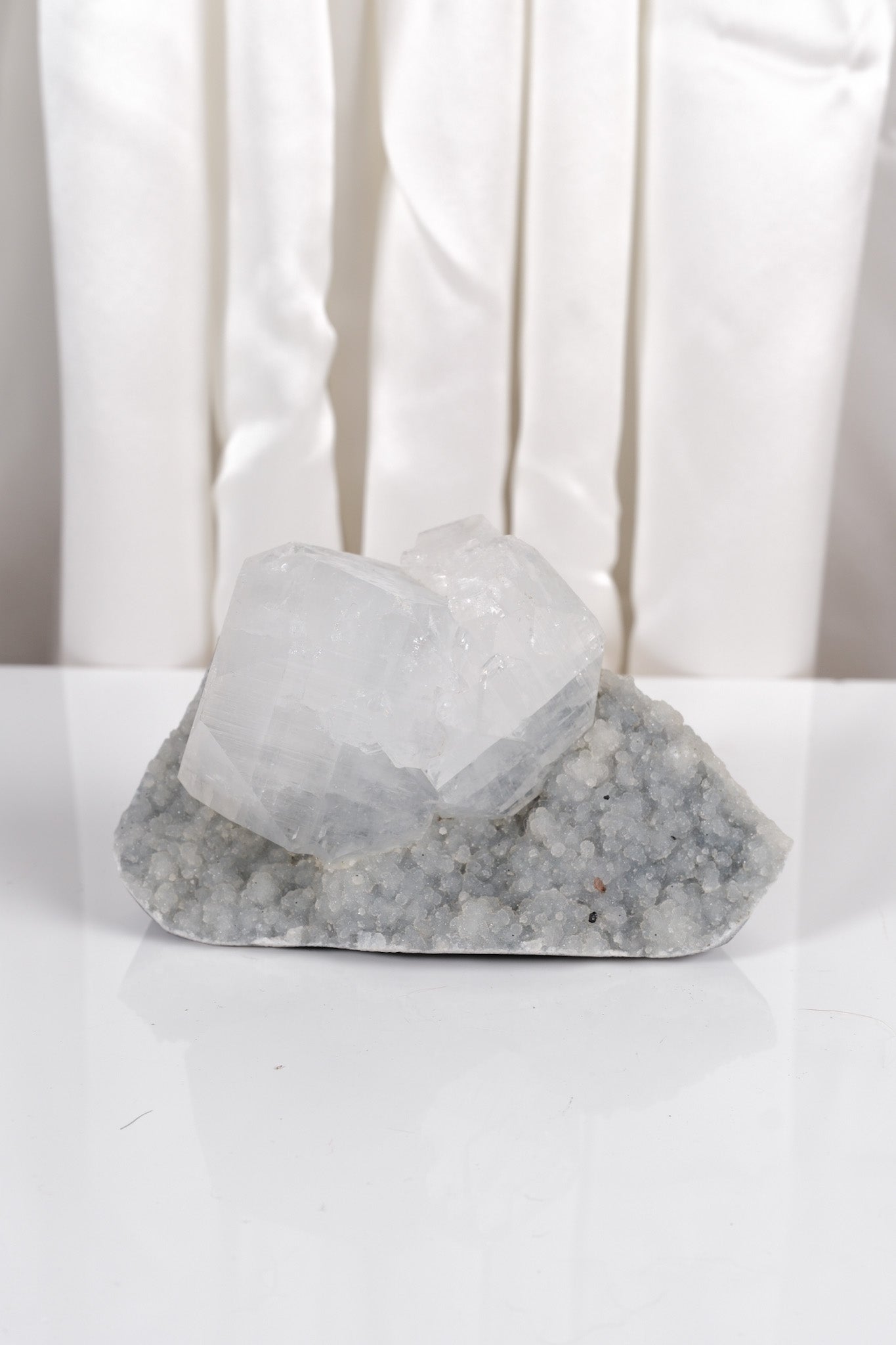 Cubical Apophyllite on Blue Chalcedony