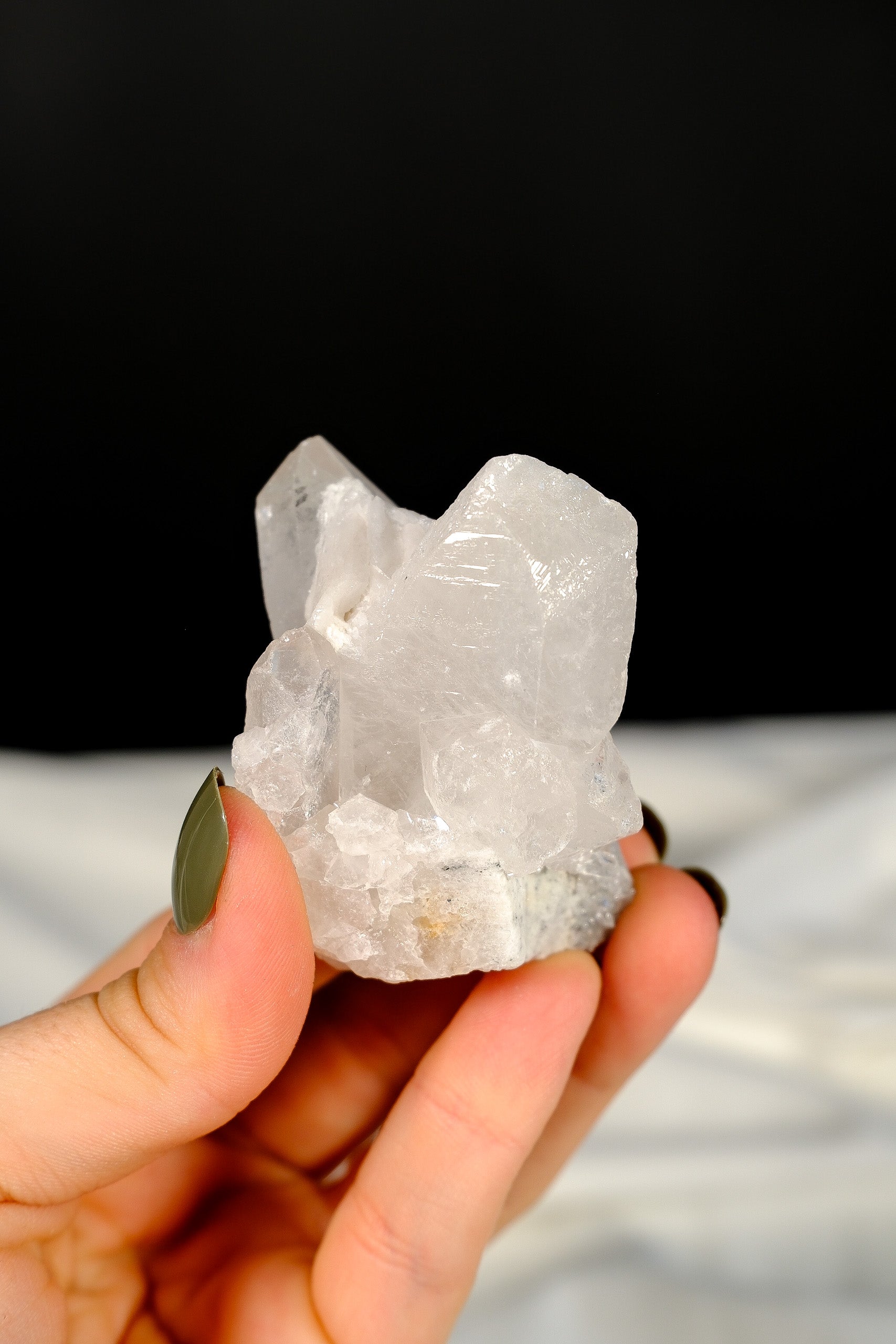 Clear Quartz Cluster Point