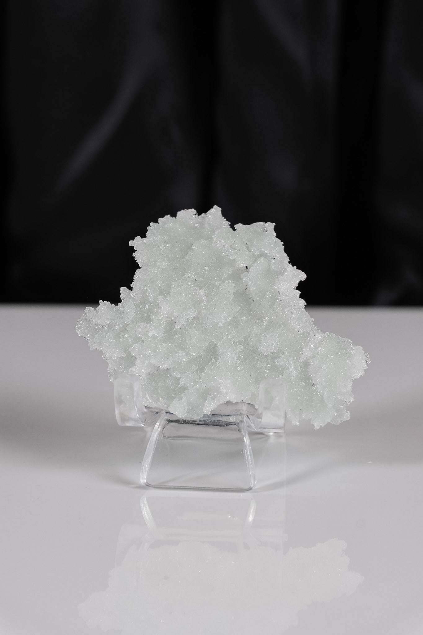 Snowy Green Apophyllite Super Thin Crust Slice