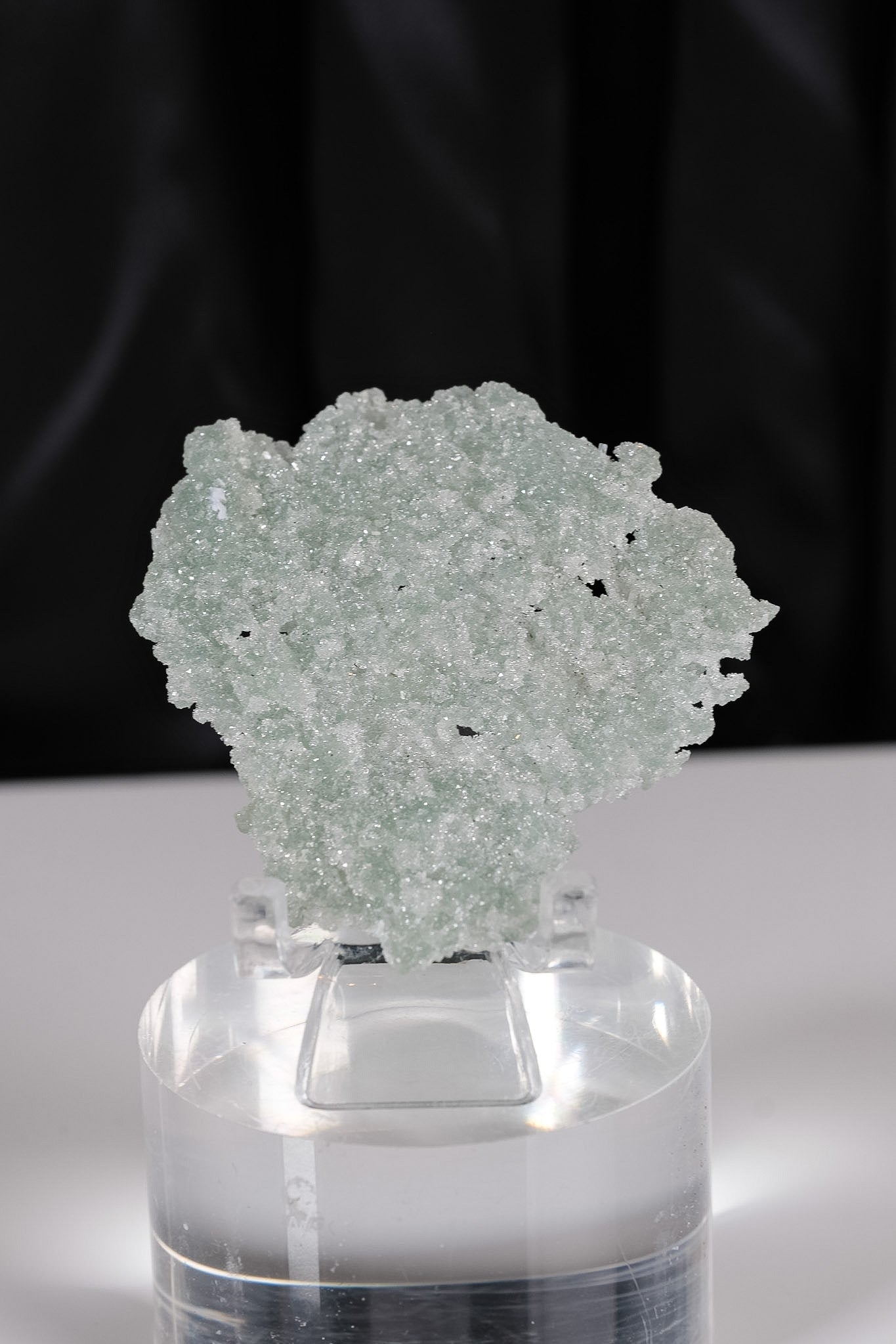 Snowy Green Apophyllite Super Thin Crust Slice