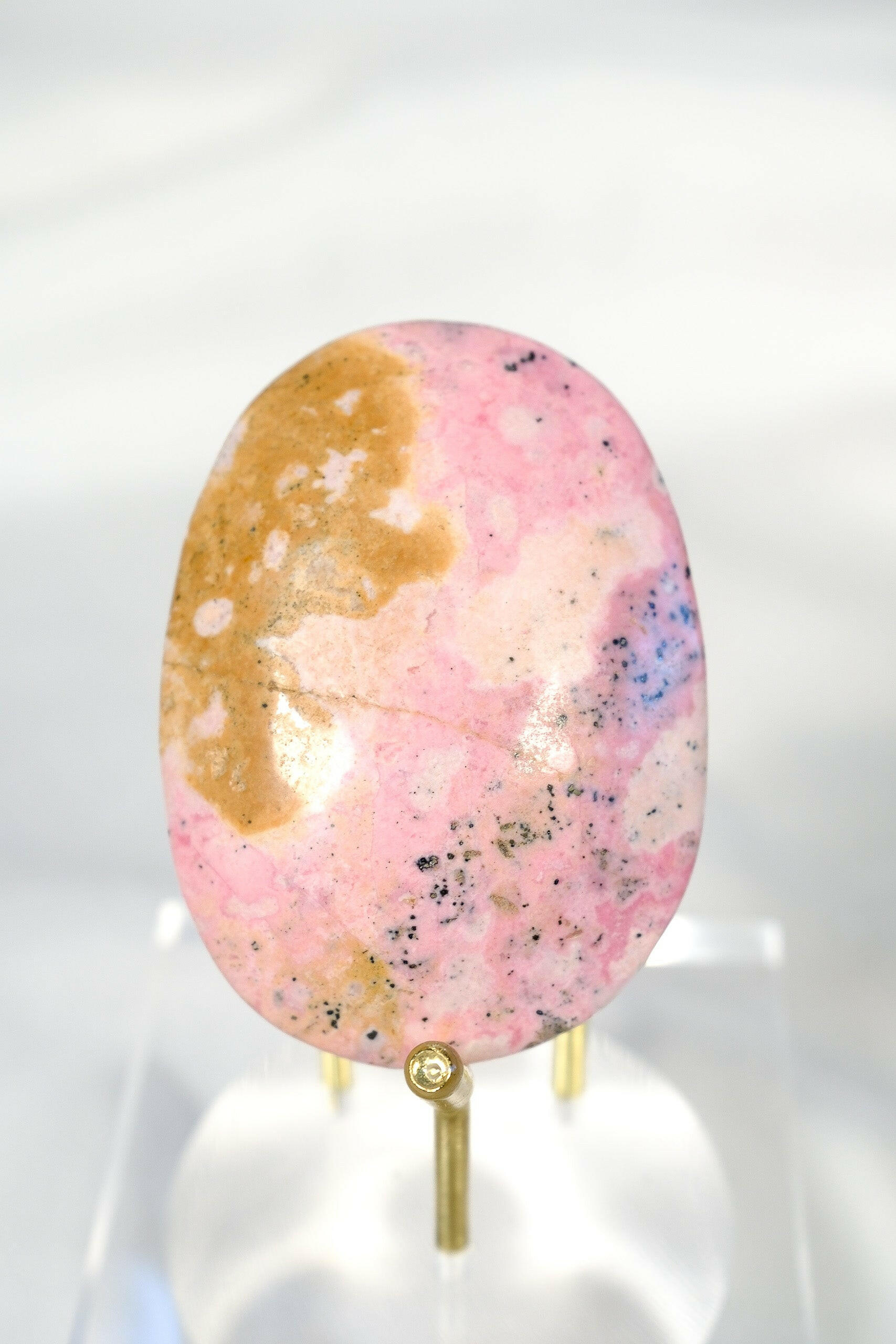 Rhodonite Palmstone Healing Crystal.