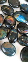 Labradorite Palmstone