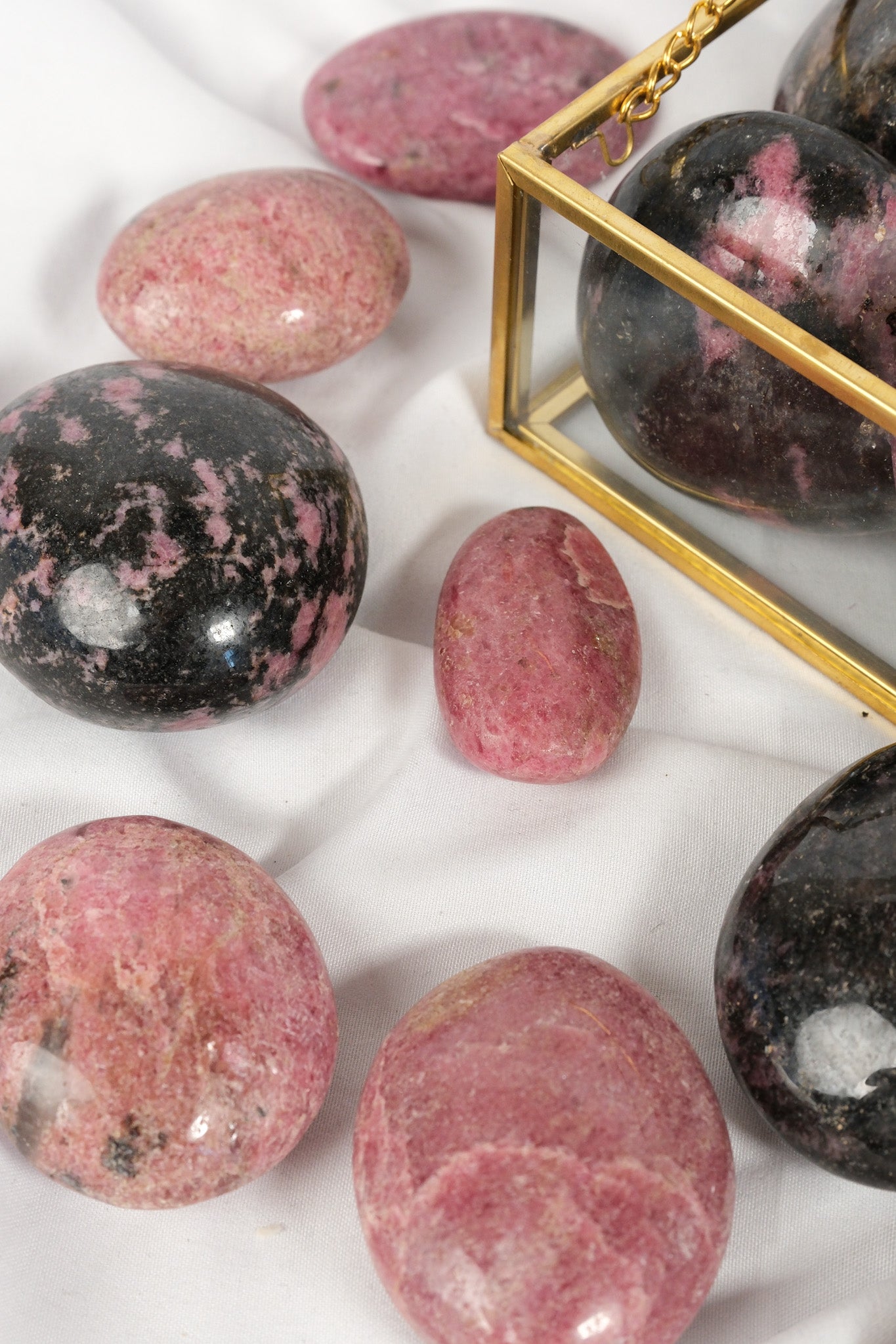 Rhodonite Palmstone