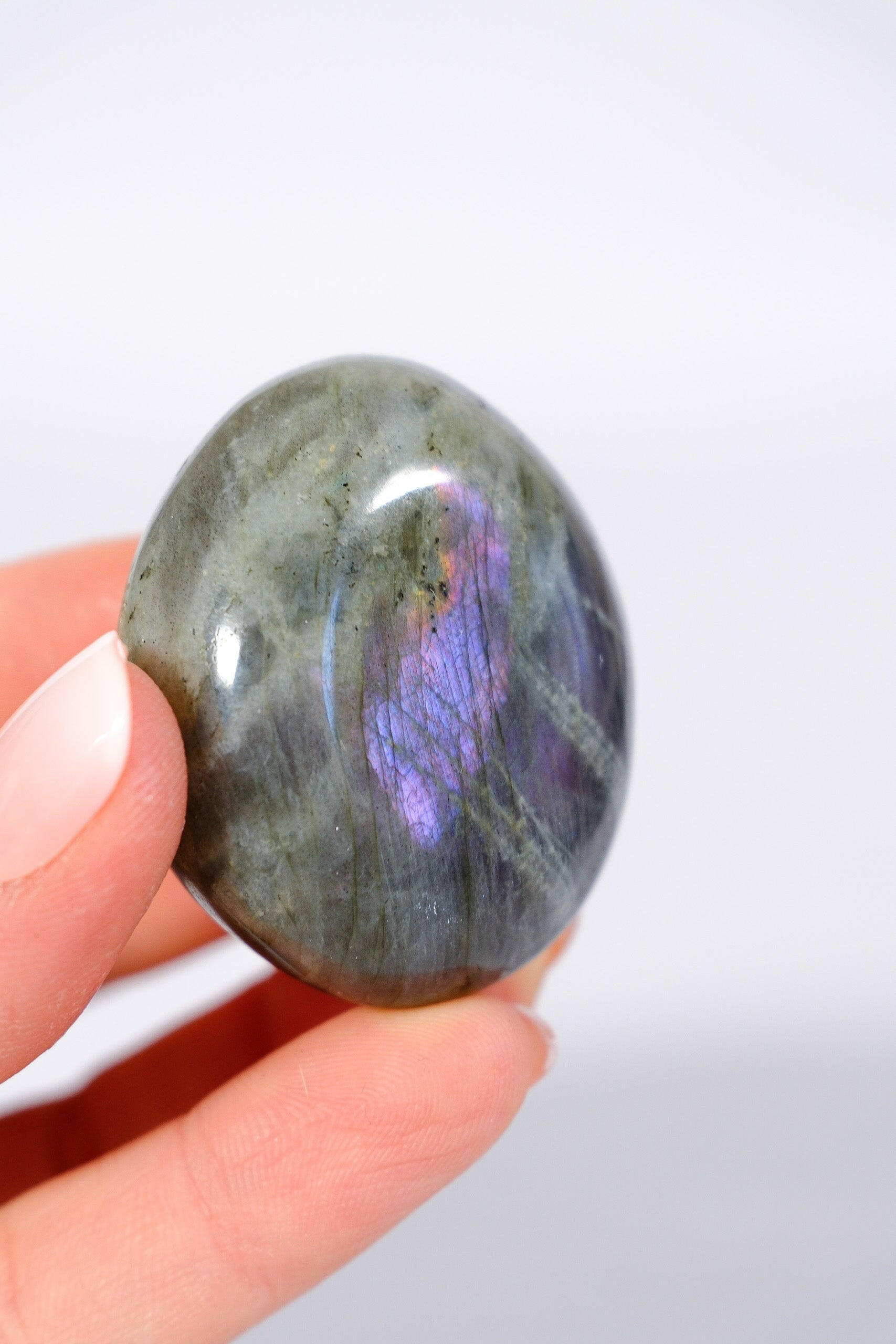 Labradorite Palmstone Healing Crystal.
