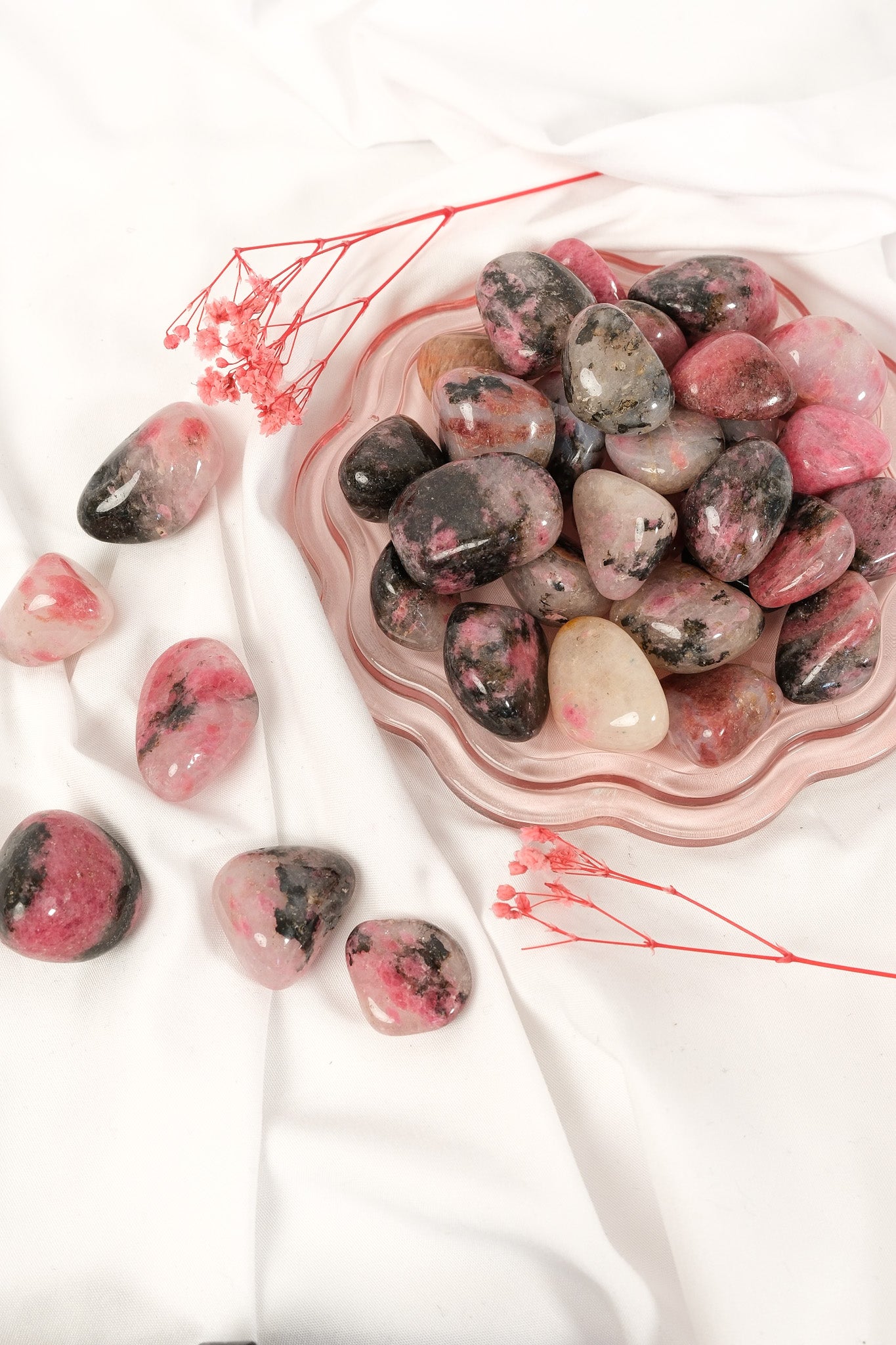 Rhodonite in Quartz Tumble