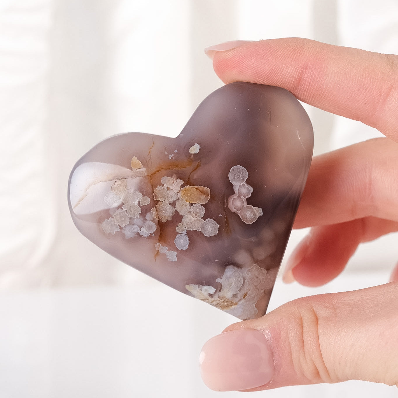 Black Flower Agate Heart