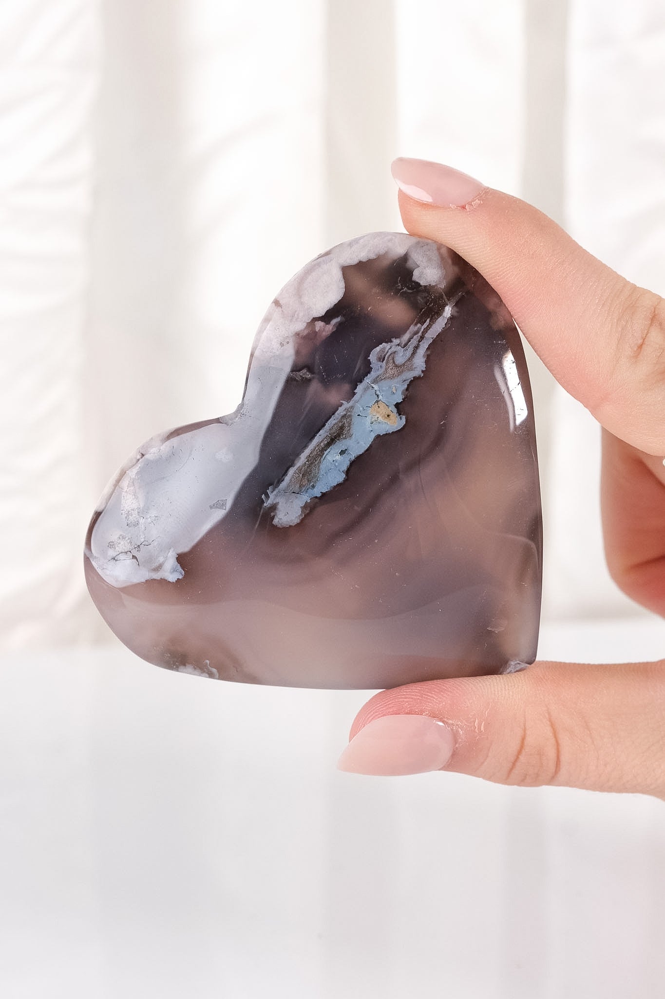 Black Flower Agate Heart