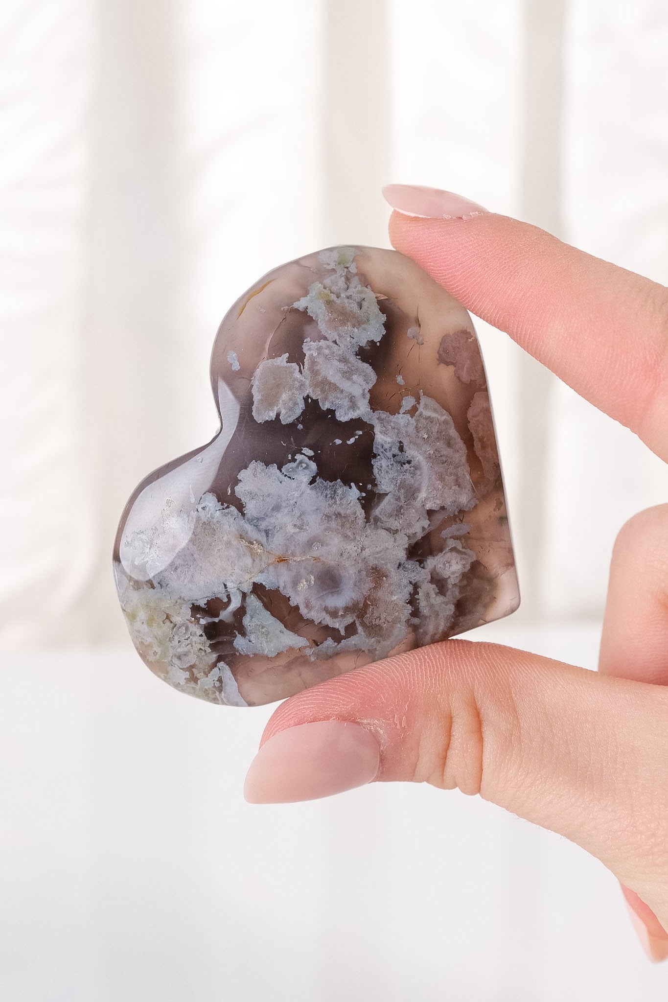 Black Flower Agate Heart