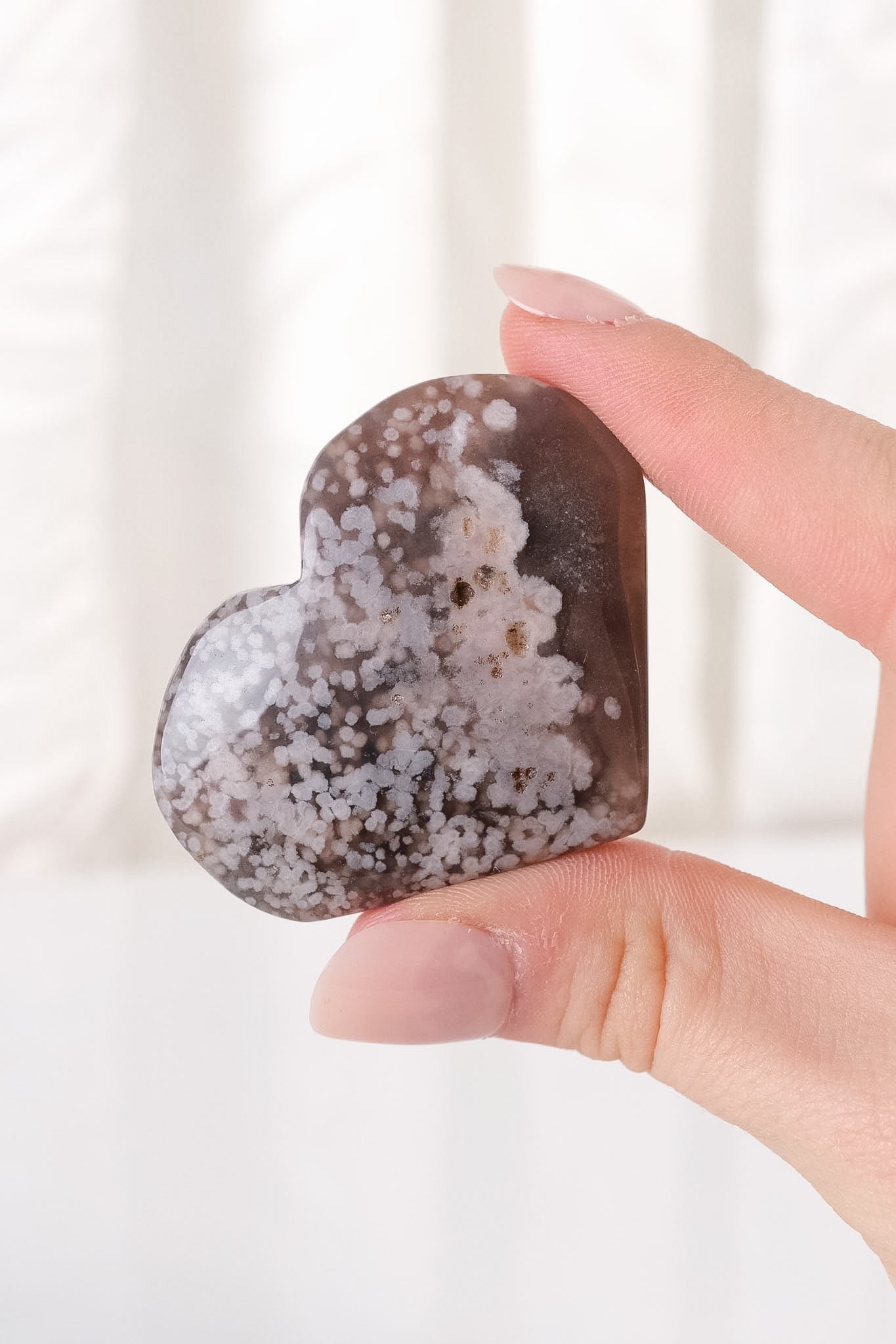 Black Flower Agate Heart