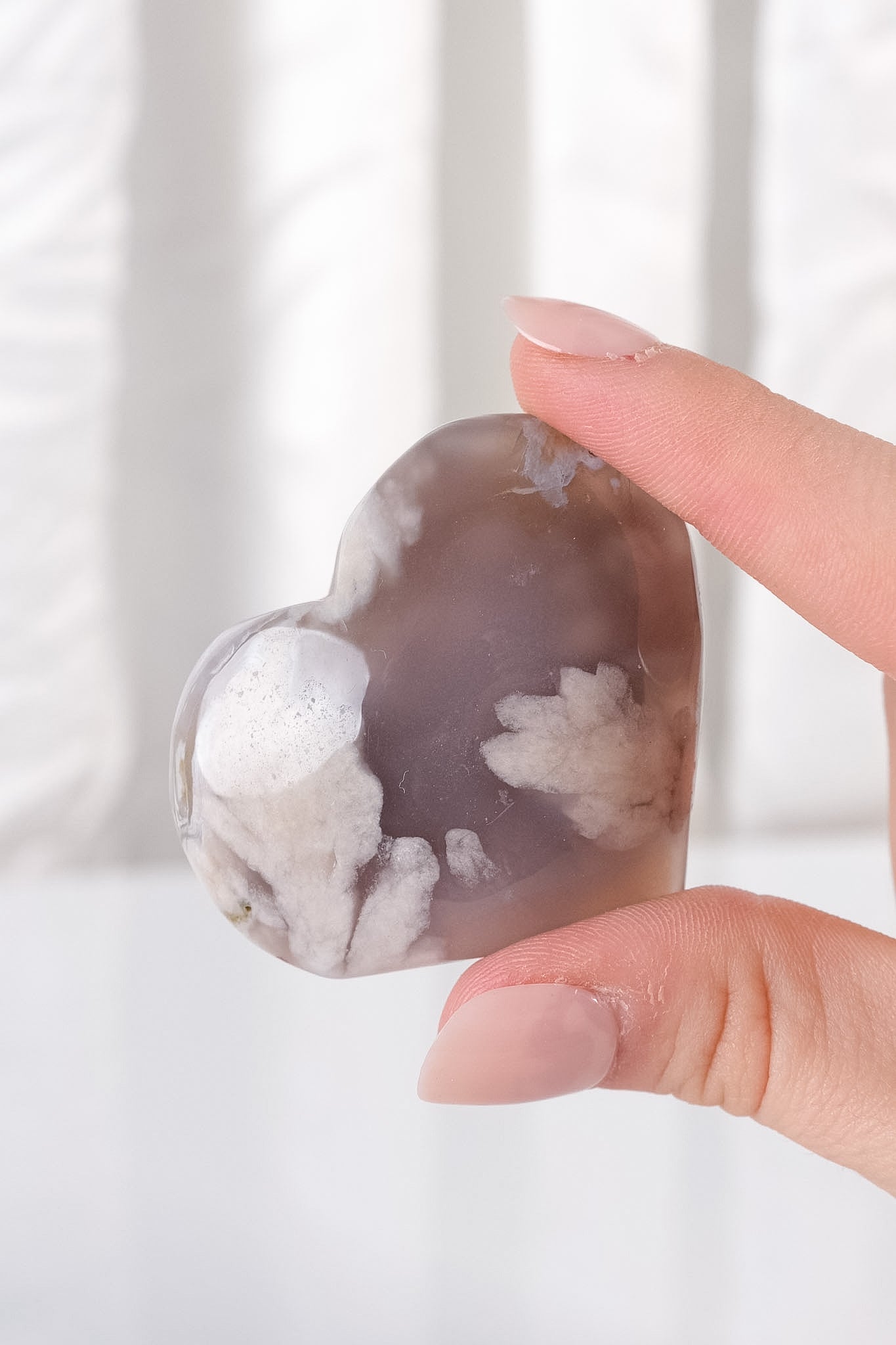 Black Flower Agate Heart