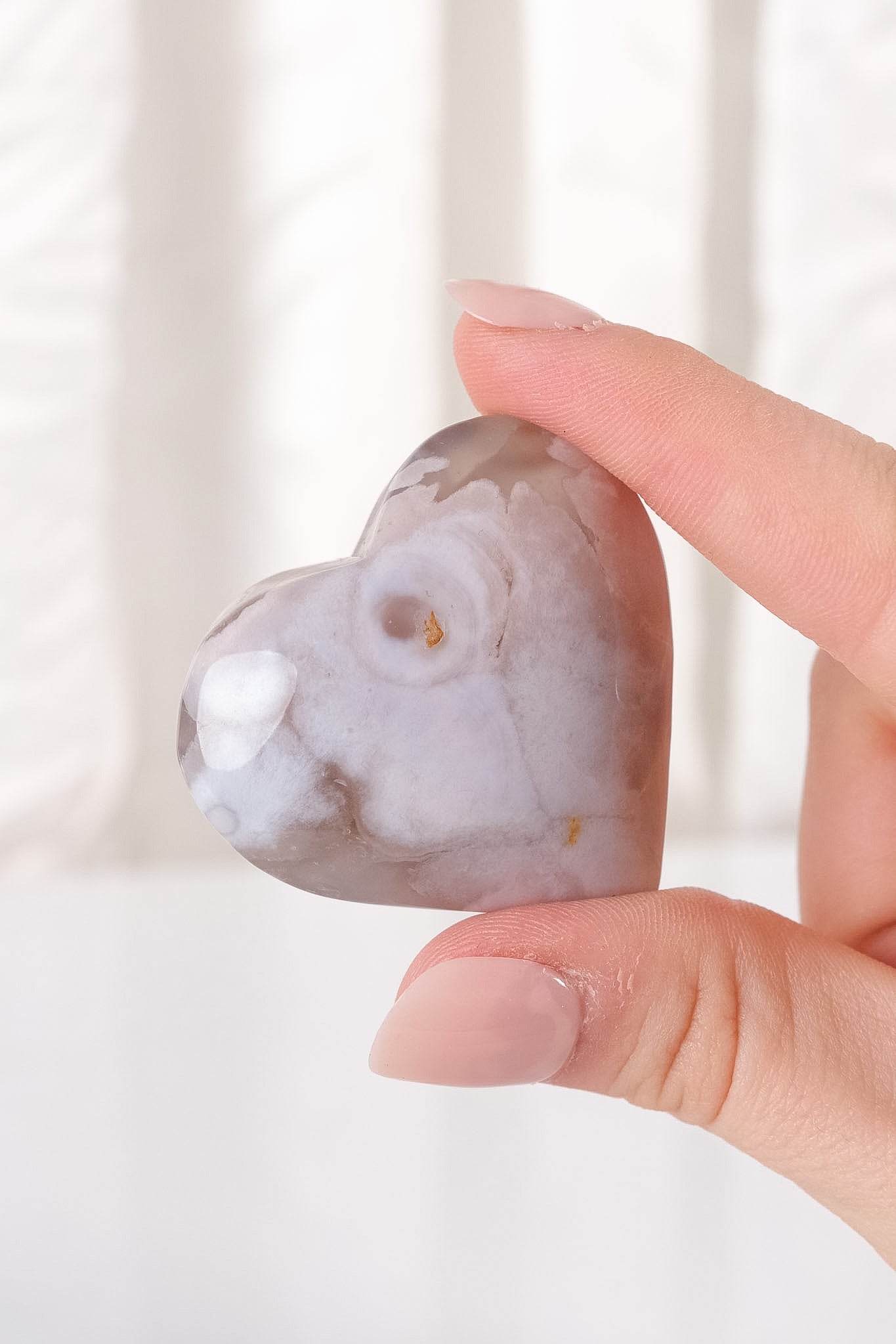 Black Flower Agate Heart
