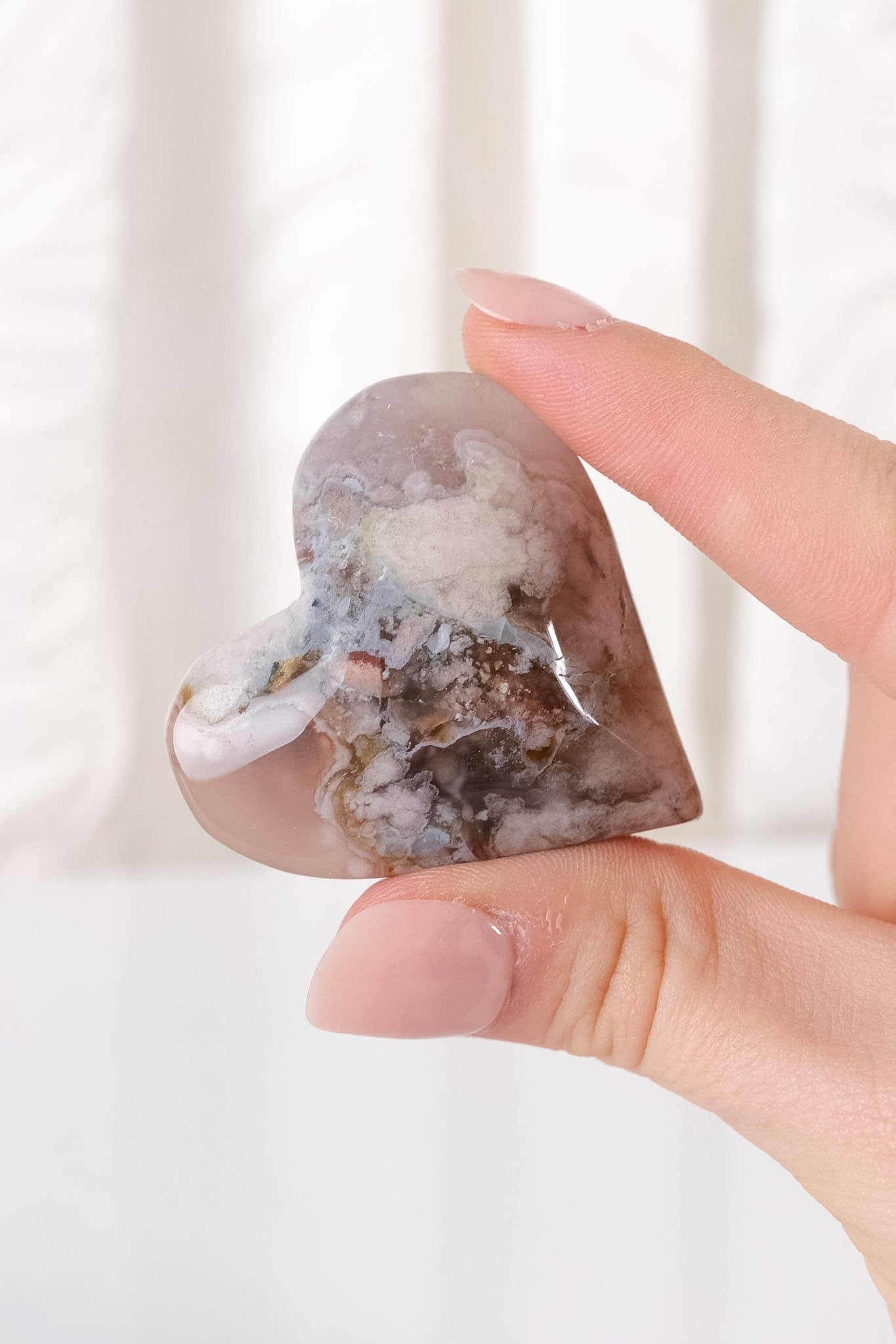 Black Flower Agate Heart