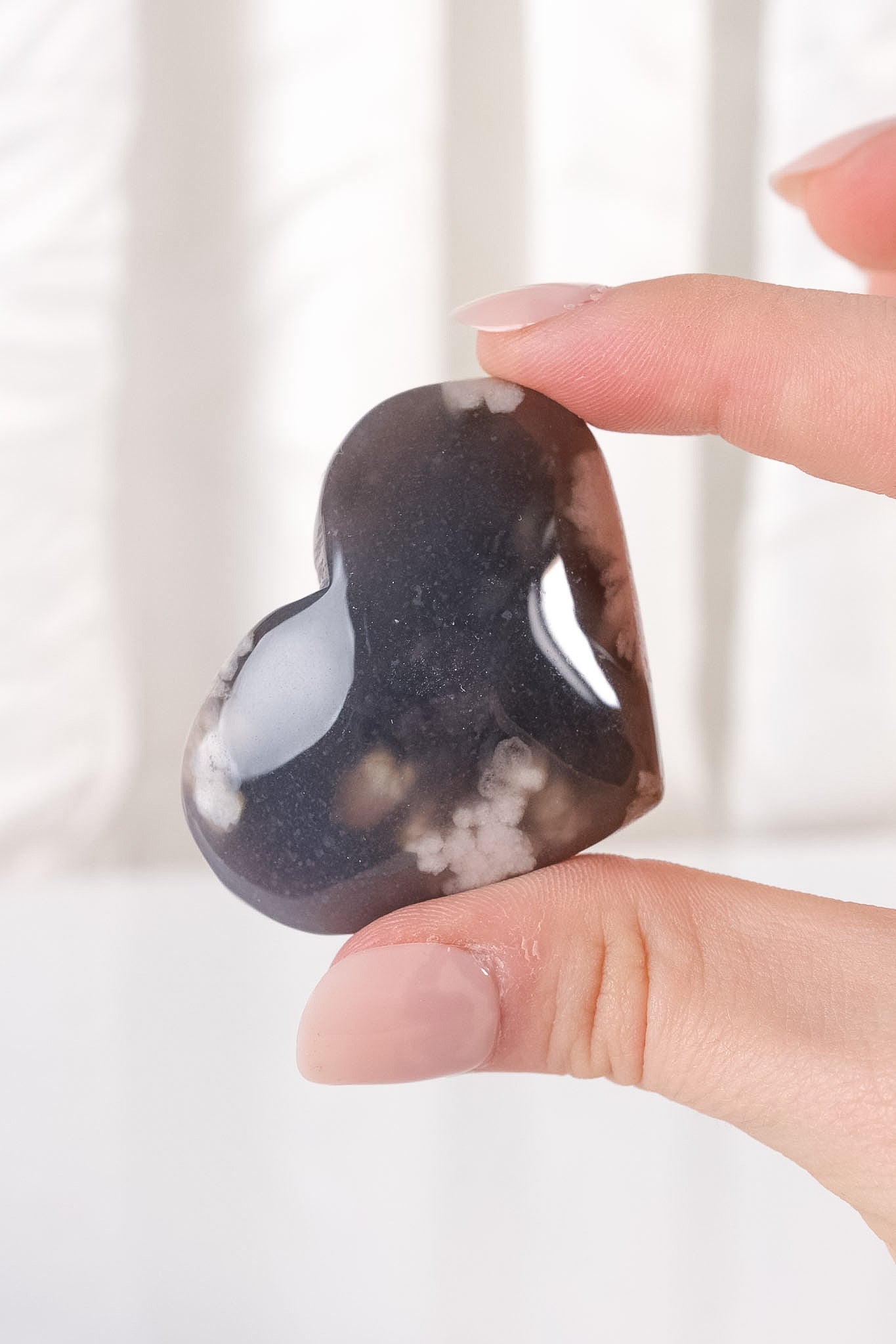 Black Flower Agate Heart
