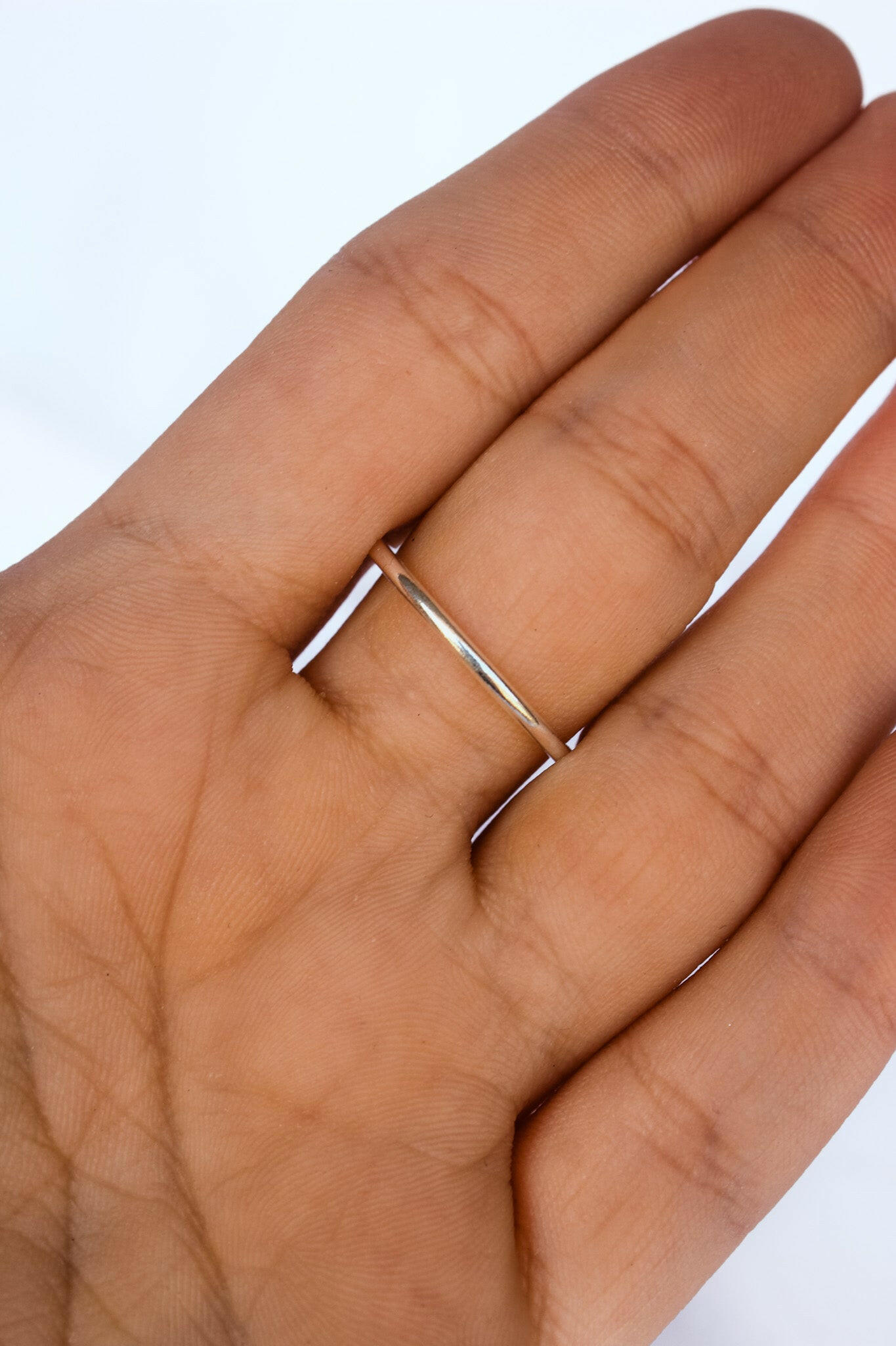 Mother of Pearl Ring | Size 10/T Healing Crystal.