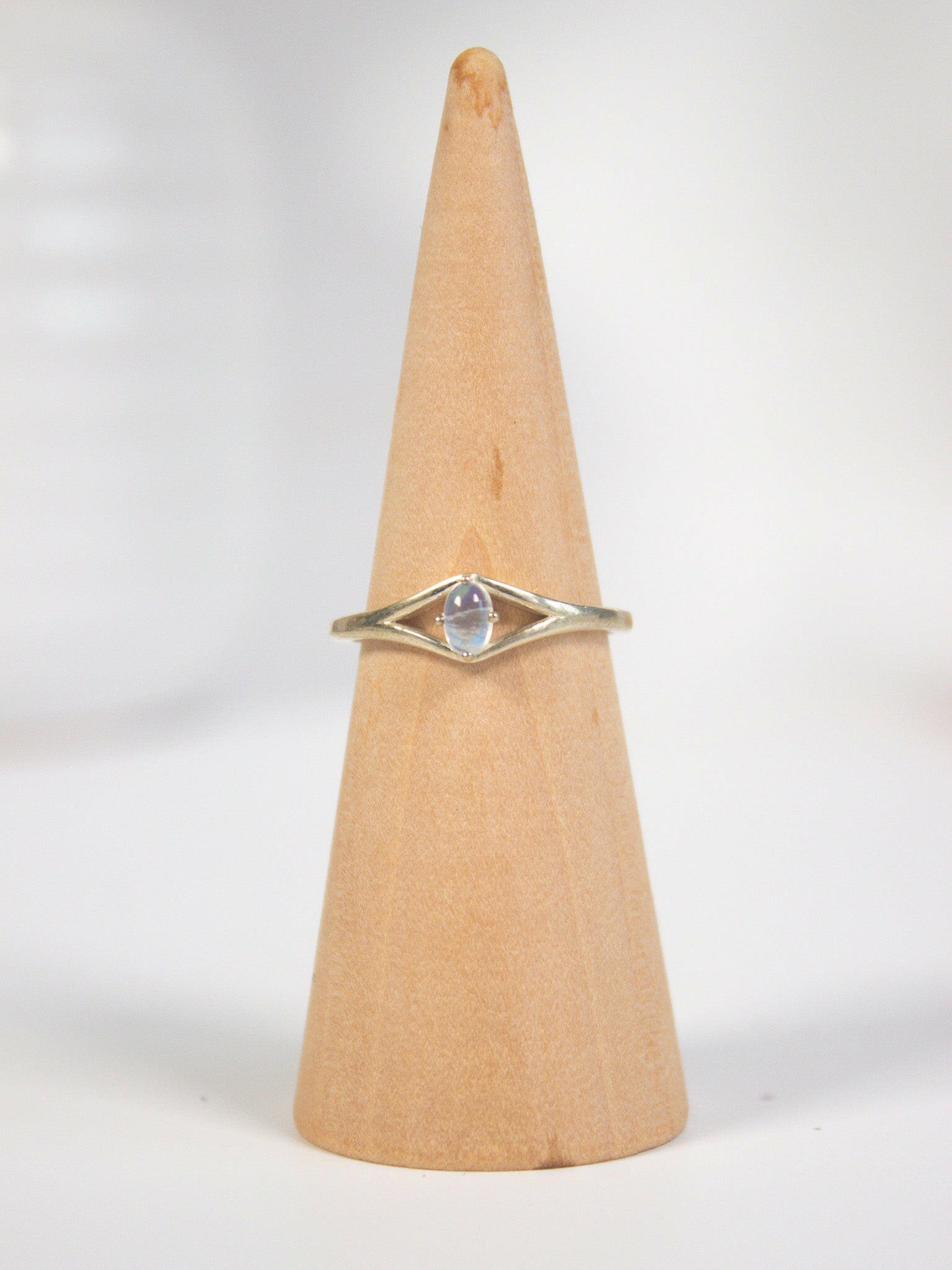 Moonstone Ring Healing Crystal.